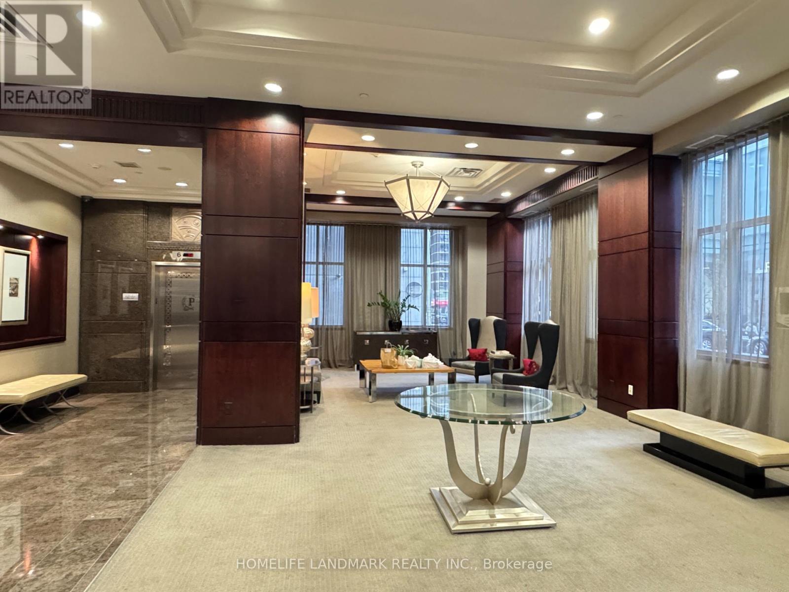 501 - 35 Balmuto Street, Toronto, Ontario M4Y 0A3 - Photo 3 - C13660842