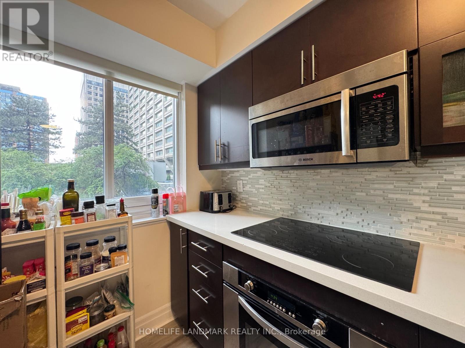 501 - 35 Balmuto Street, Toronto, Ontario M4Y 0A3 - Photo 8 - C13660842
