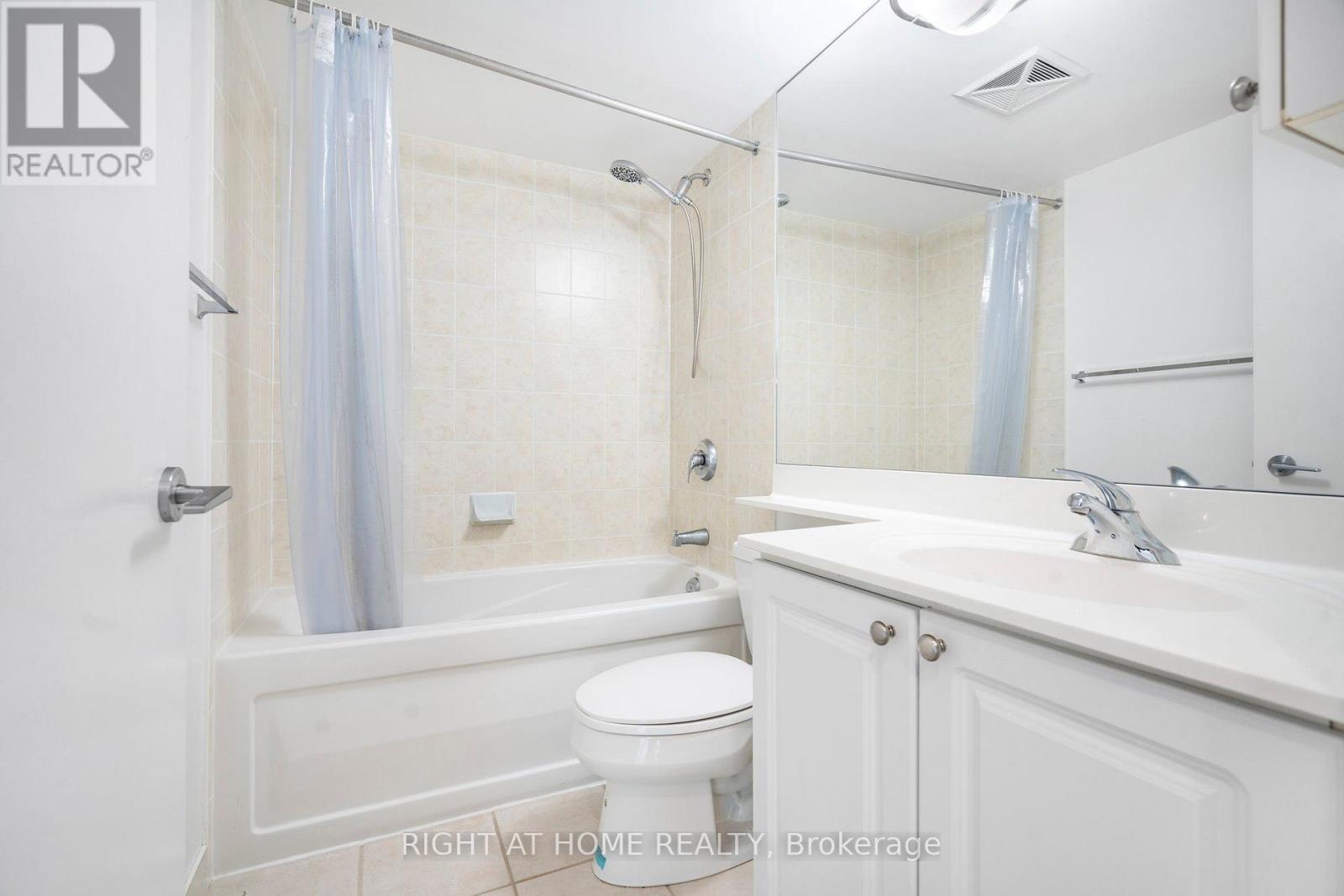 329 - 231 Fort York Boulevard, Toronto, Ontario  M5V 1B2 - Photo 14 - C13660914