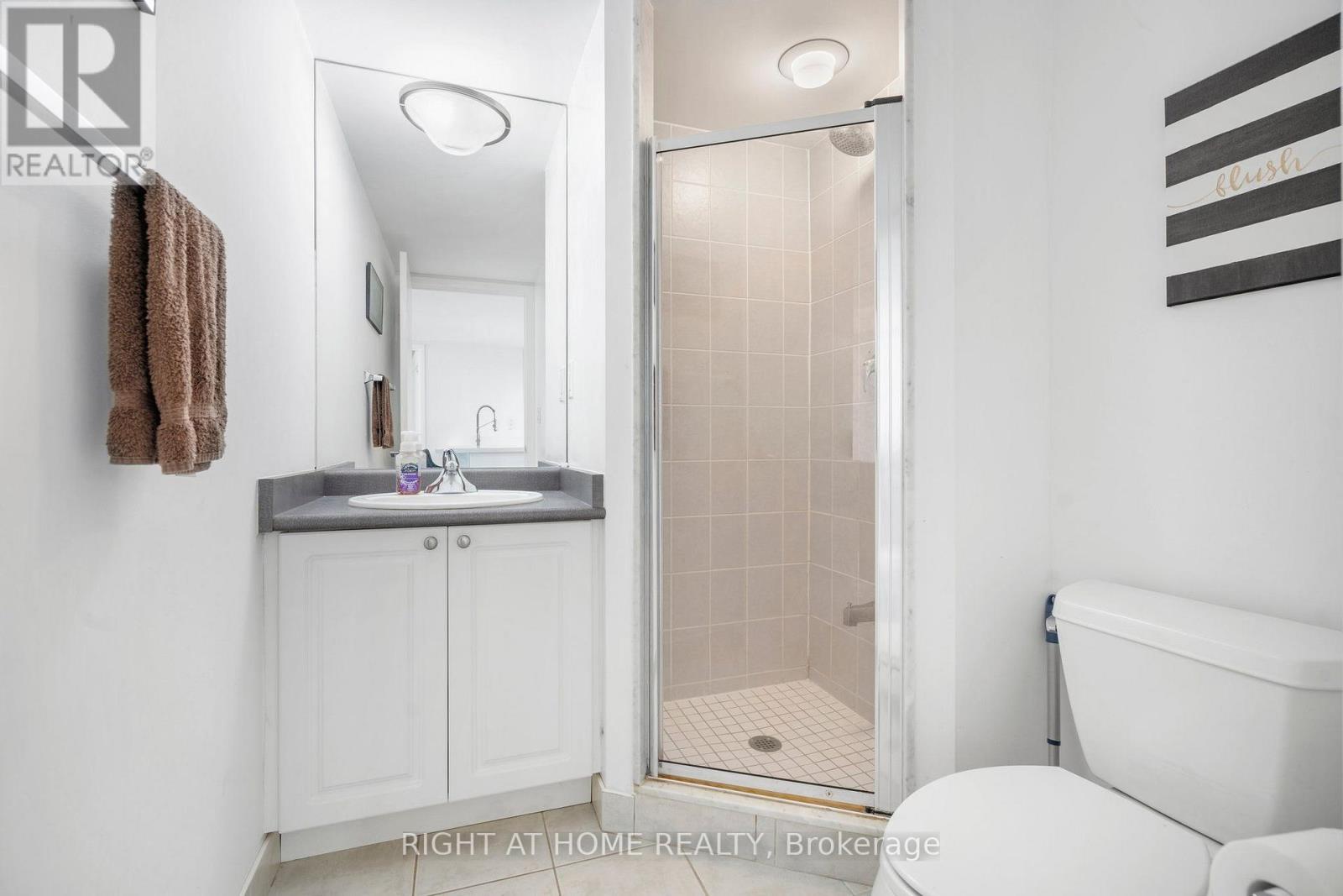 329 - 231 Fort York Boulevard, Toronto, Ontario  M5V 1B2 - Photo 19 - C13660914