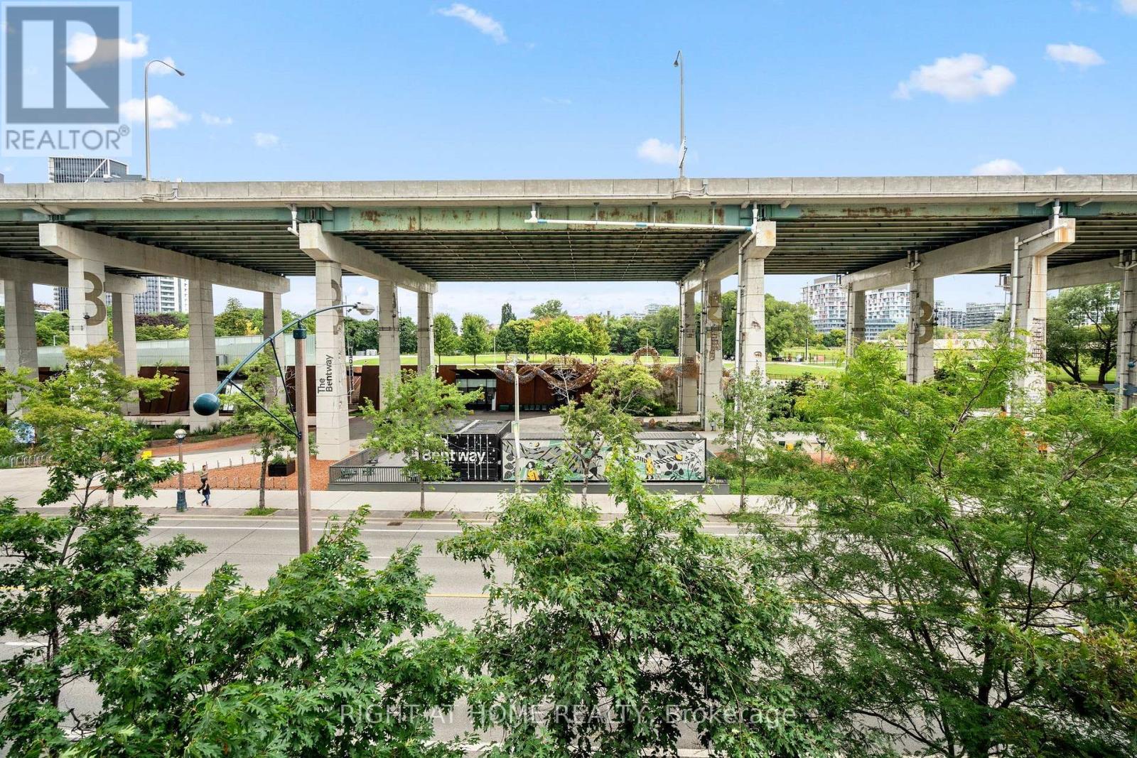 329 - 231 Fort York Boulevard, Toronto, Ontario  M5V 1B2 - Photo 25 - C13660914