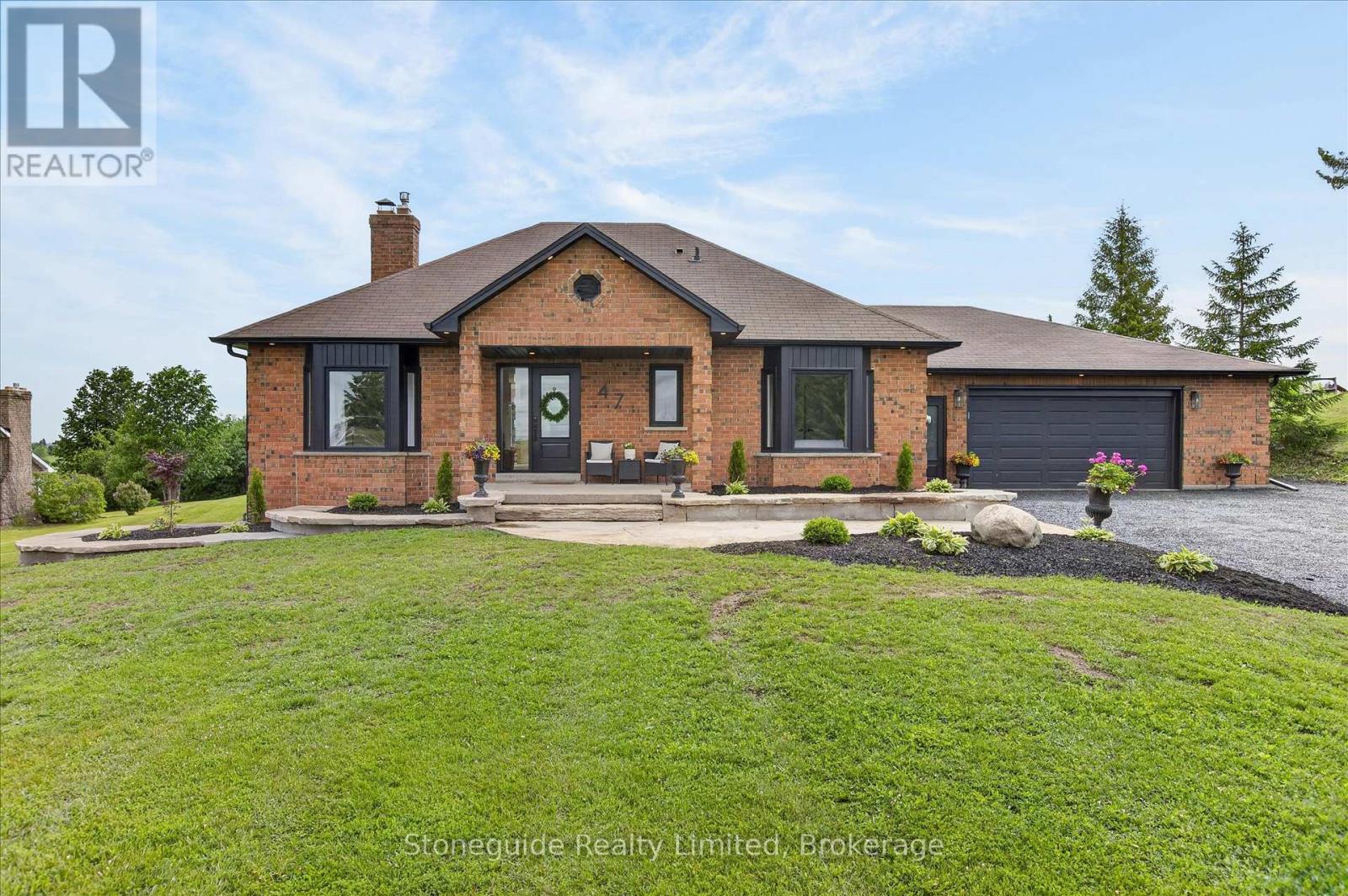 47 GRANDVIEW DRIVE, Kawartha Lakes, Ontario