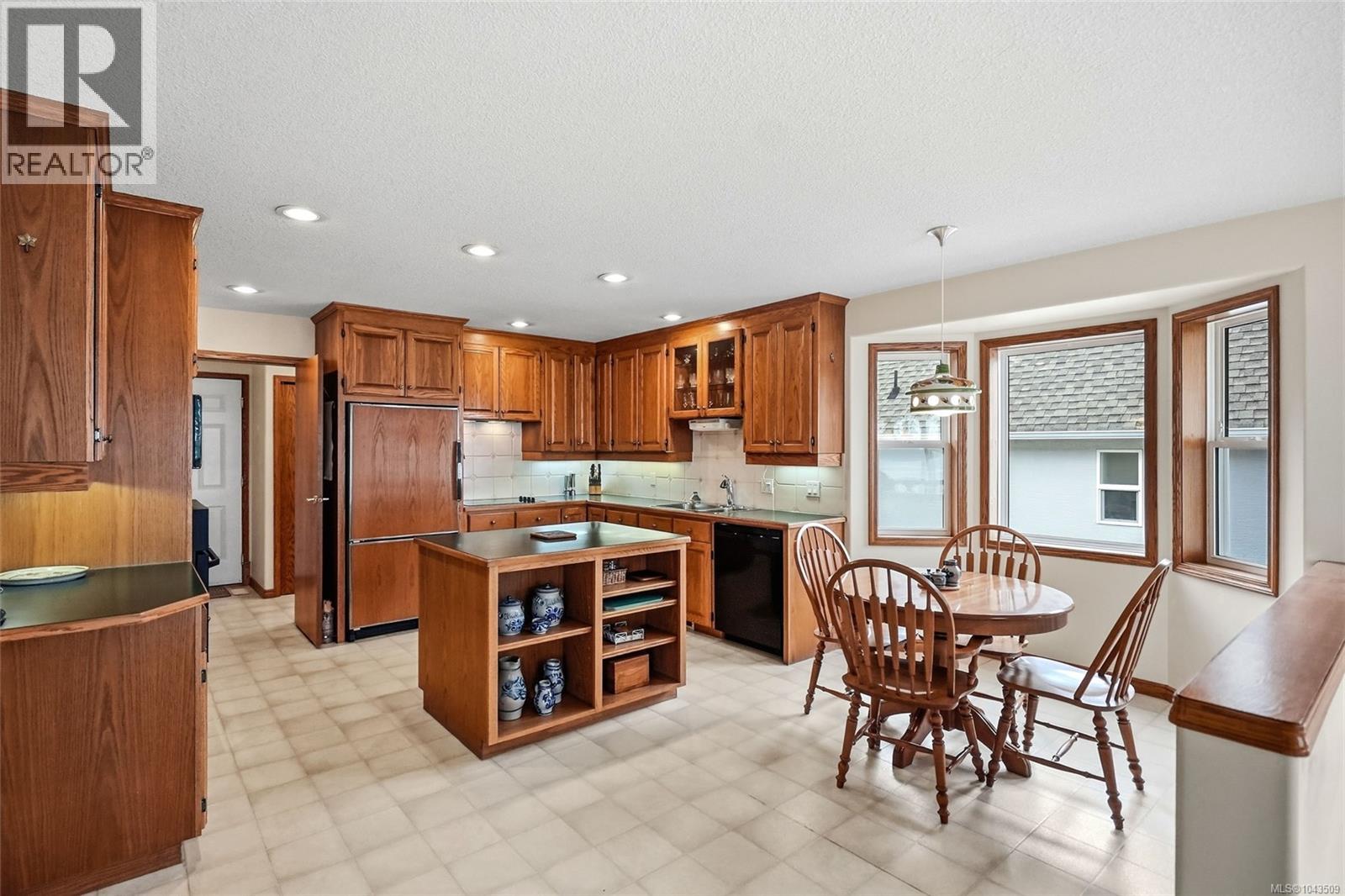 1432 Madrona Dr, Nanoose Bay, British Columbia  V9P 9C9 - Photo 7 - 1043509
