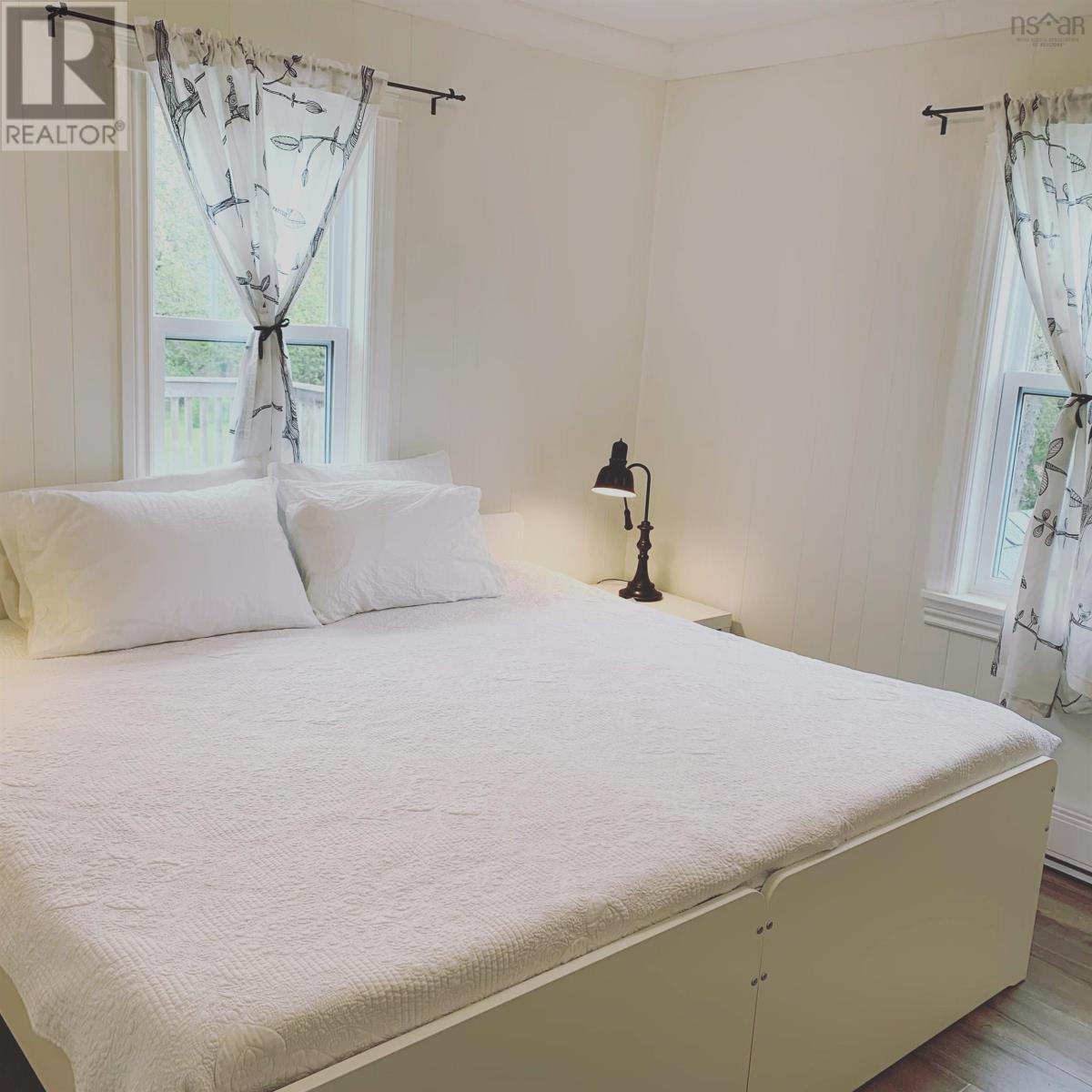 16 Wrights Road, Shelburne, Nova Scotia  B0T 1W0 - Photo 17 - 202617136