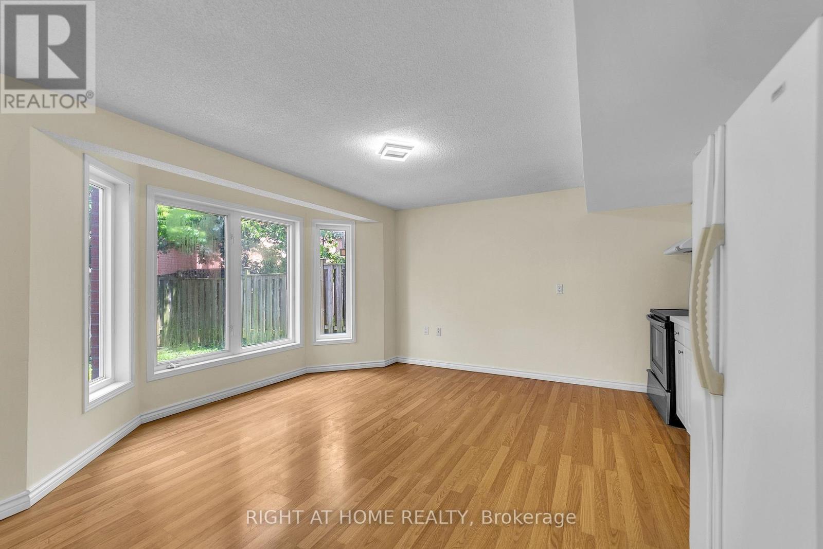47 Medoc ( Basement) Place, Vaughan, Ontario  L4J 8Y9 - Photo 11 - N13660928