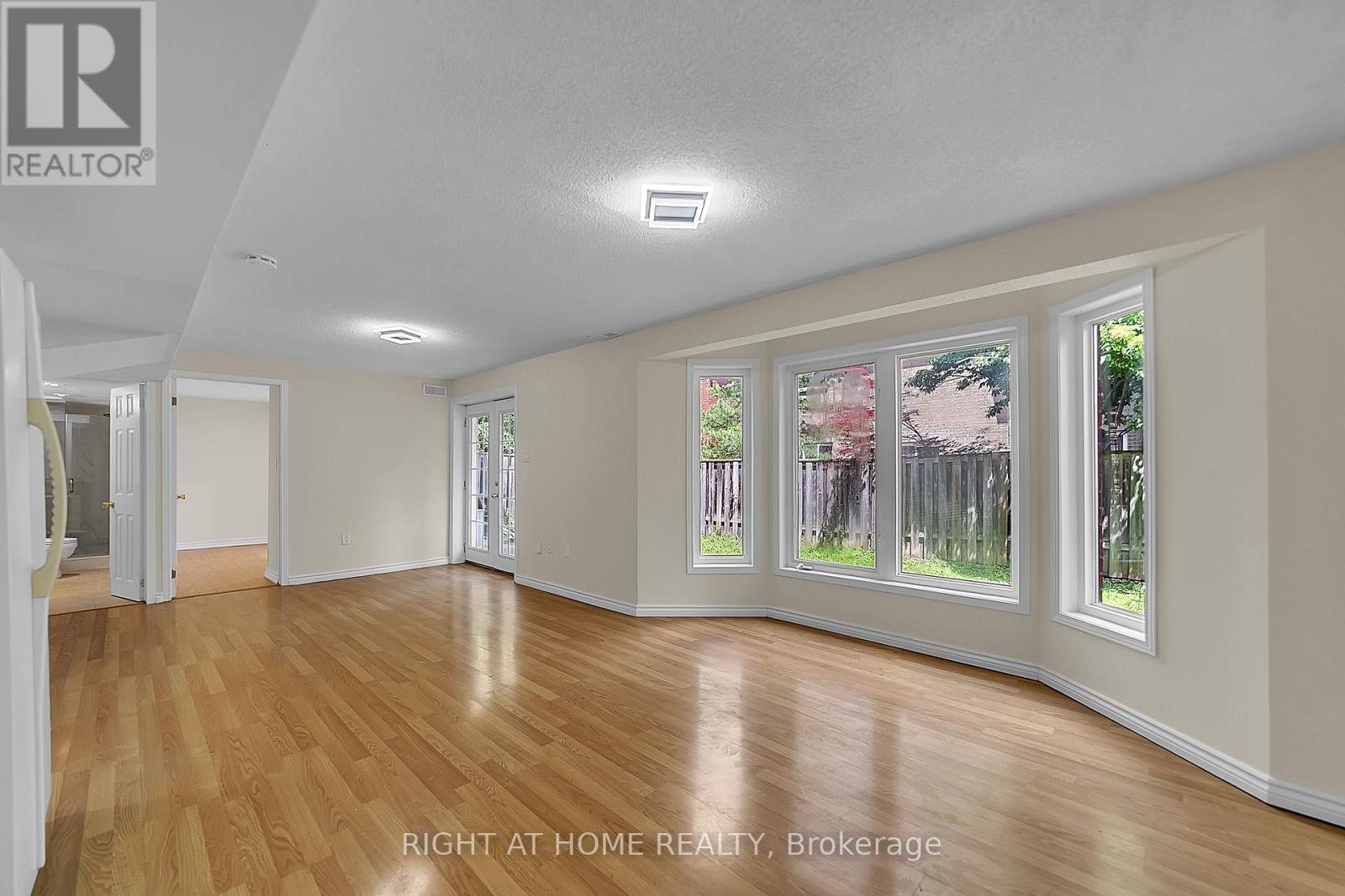 47 Medoc ( Basement) Place, Vaughan, Ontario  L4J 8Y9 - Photo 13 - N13660928