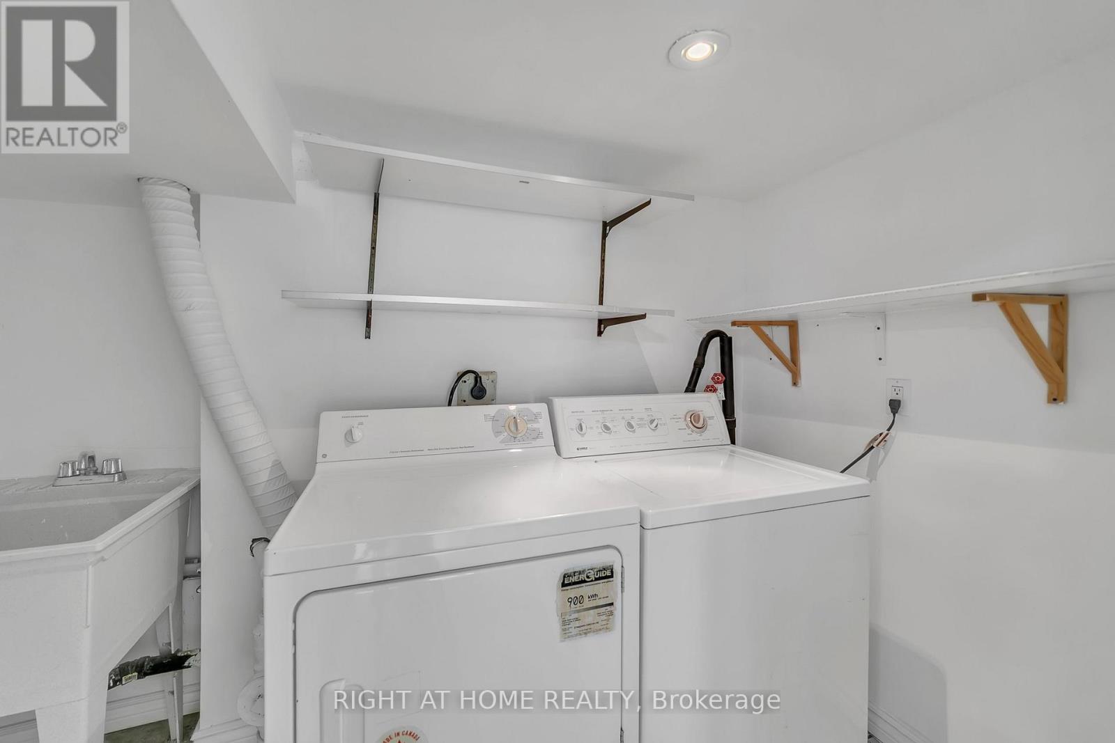 47 Medoc ( Basement) Place, Vaughan, Ontario  L4J 8Y9 - Photo 17 - N13660928