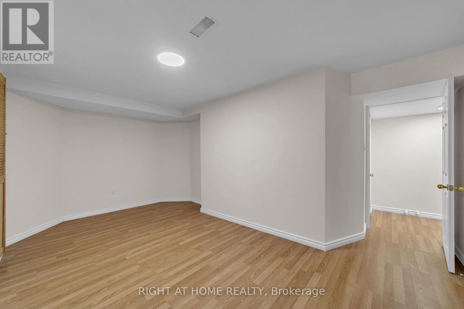 47 Medoc ( Basement) Place, Vaughan, Ontario  L4J 8Y9 - Photo 22 - N13660928