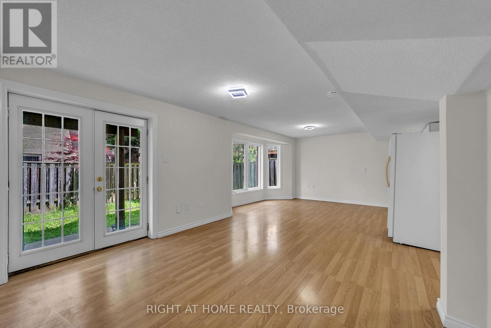 47 Medoc ( Basement) Place, Vaughan, Ontario  L4J 8Y9 - Photo 7 - N13660928