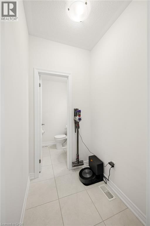 166 Deerpath Drive Unit# 49, Guelph, Ontario  N1K 0E2 - Photo 18 - 40854305
