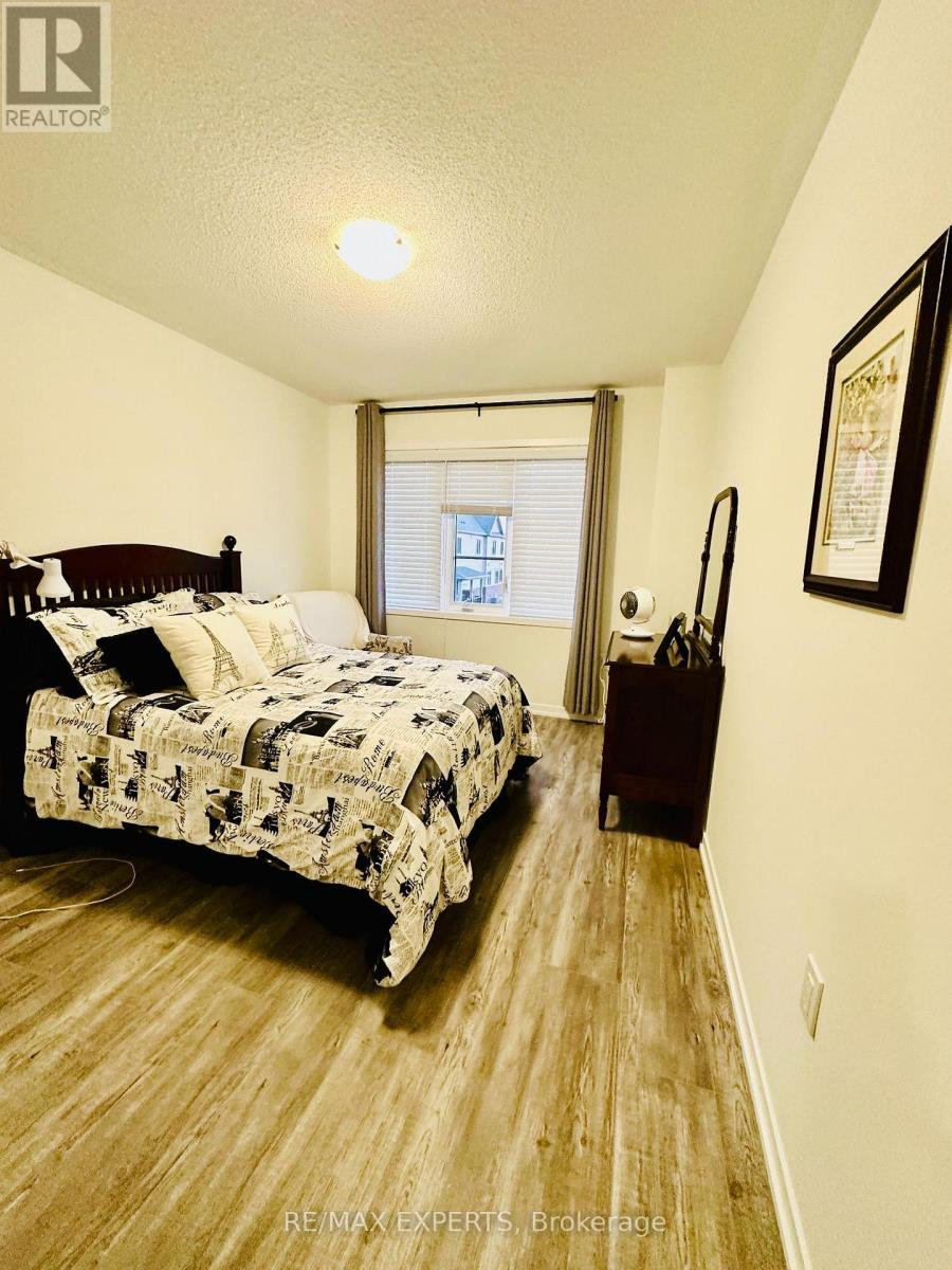 1541 Wheatcroft Drive, Oshawa, Ontario L1L 0W5 - Photo 16 - E13179560