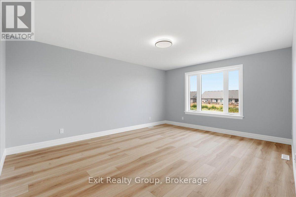 93 Wims Way, Belleville, Ontario  K8N 0H7 - Photo 12 - X13421460