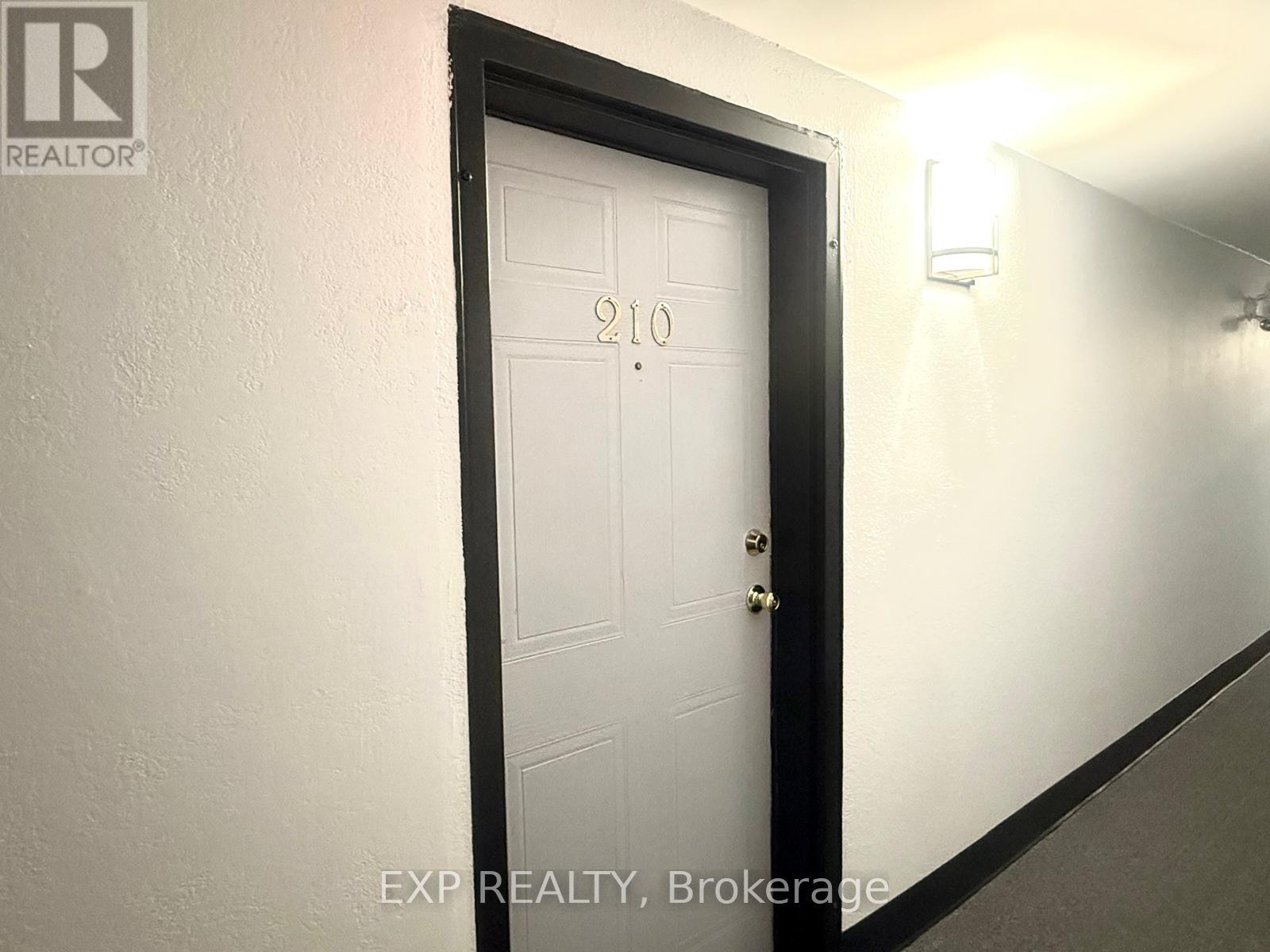 210 - 739 Deveron Crescent, London South, Ontario  N5Z 4Y1 - Photo 6 - X13648290
