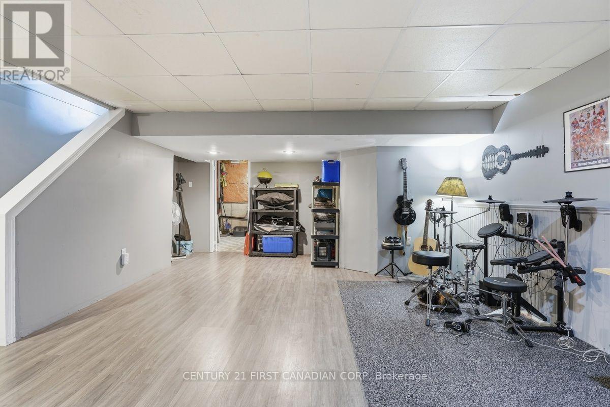 212 Martinet Avenue, London East, Ontario  N5V 4K2 - Photo 32 - X13658154