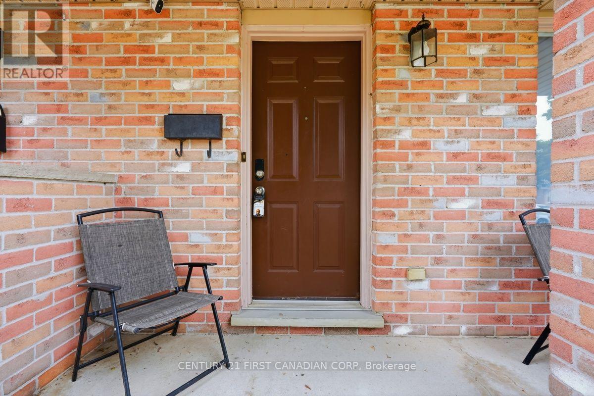 212 Martinet Avenue, London East, Ontario  N5V 4K2 - Photo 9 - X13658154