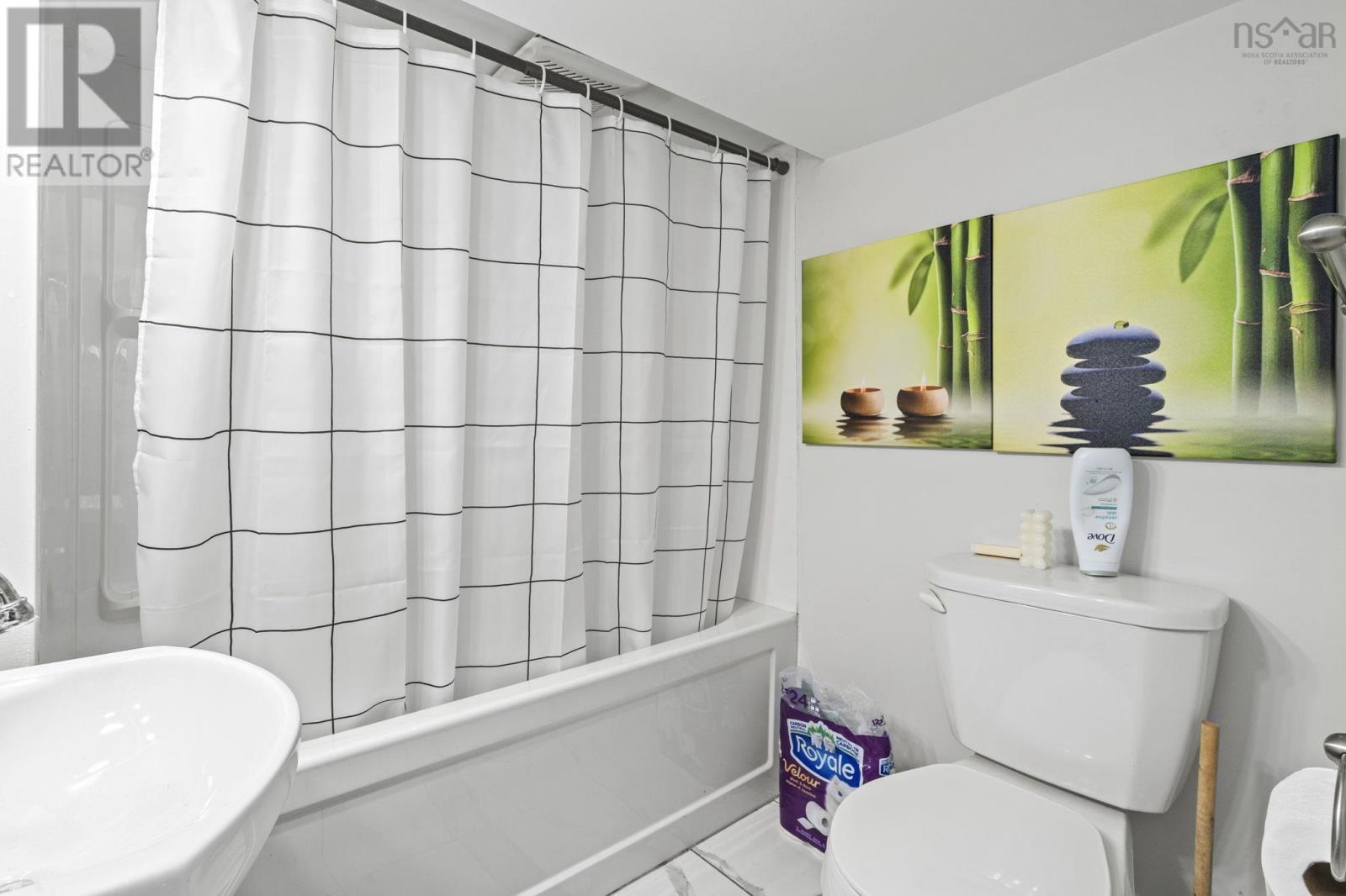 2 Hilltop Terrace, Dartmouth, Nova Scotia  B2Y 3T1 - Photo 24 - 202620146