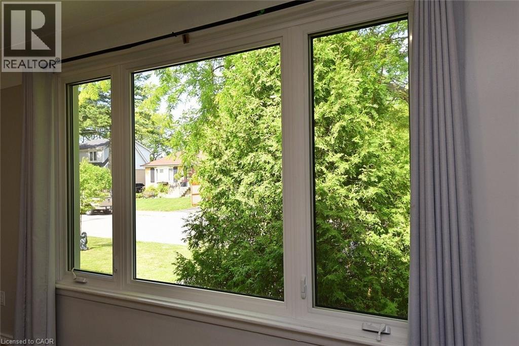 107 West 32nd Street, Hamilton, Ontario  L9C 5G8 - Photo 9 - 40842958