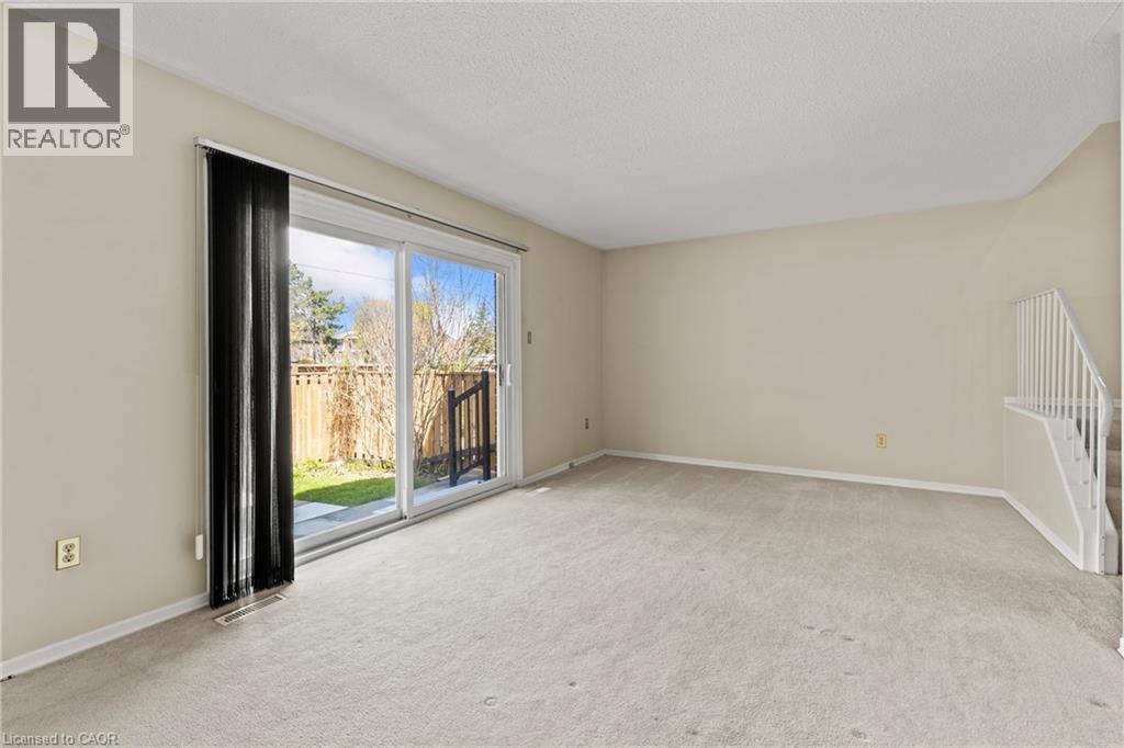 2825 Gananoque Drive Unit# 11, Mississauga, Ontario  L5N 1V6 - Photo 16 - 40854040