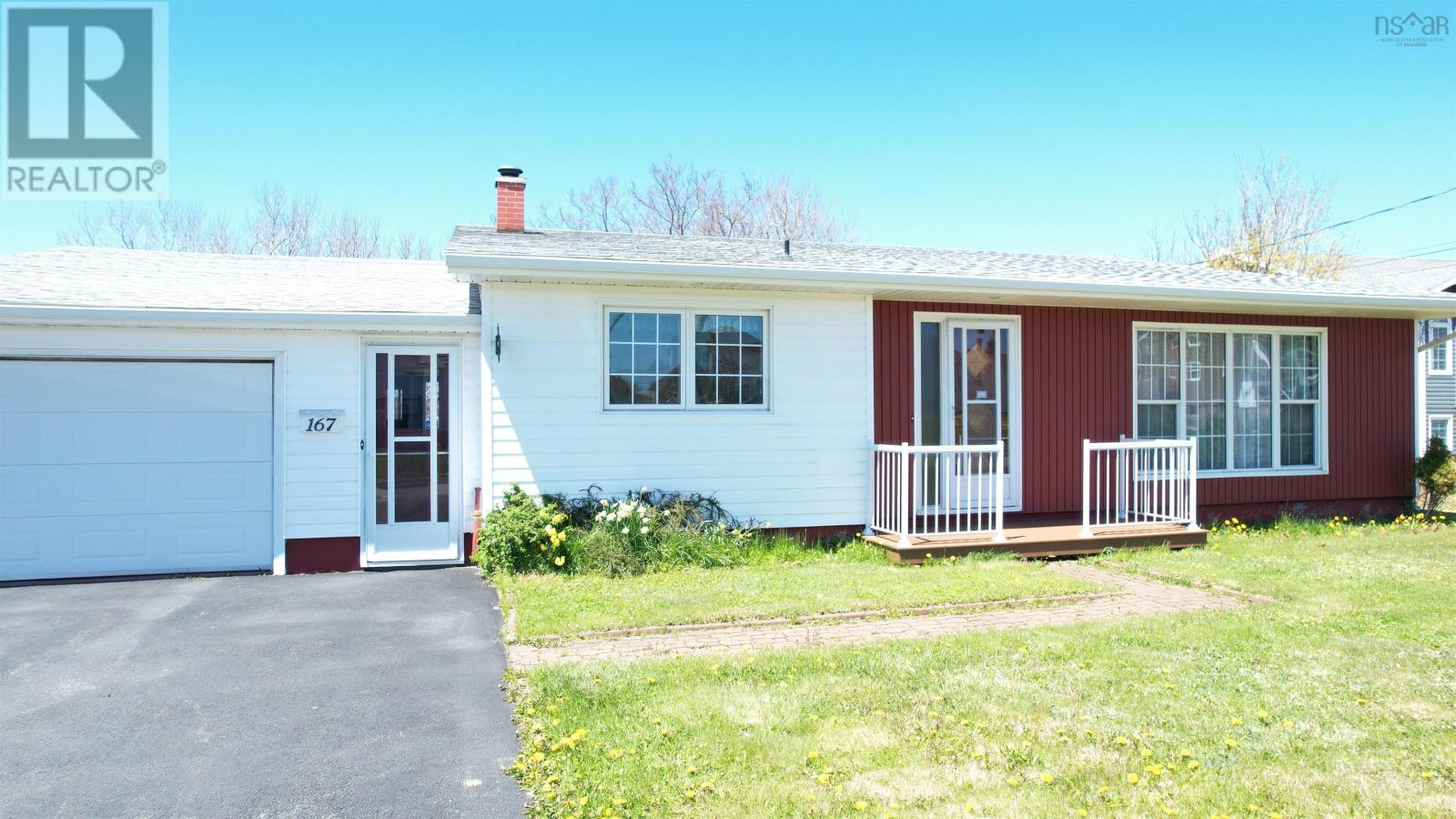 167 Blackett, Glace Bay, Nova Scotia  B1A 1E4 - Photo 1 - 202620235