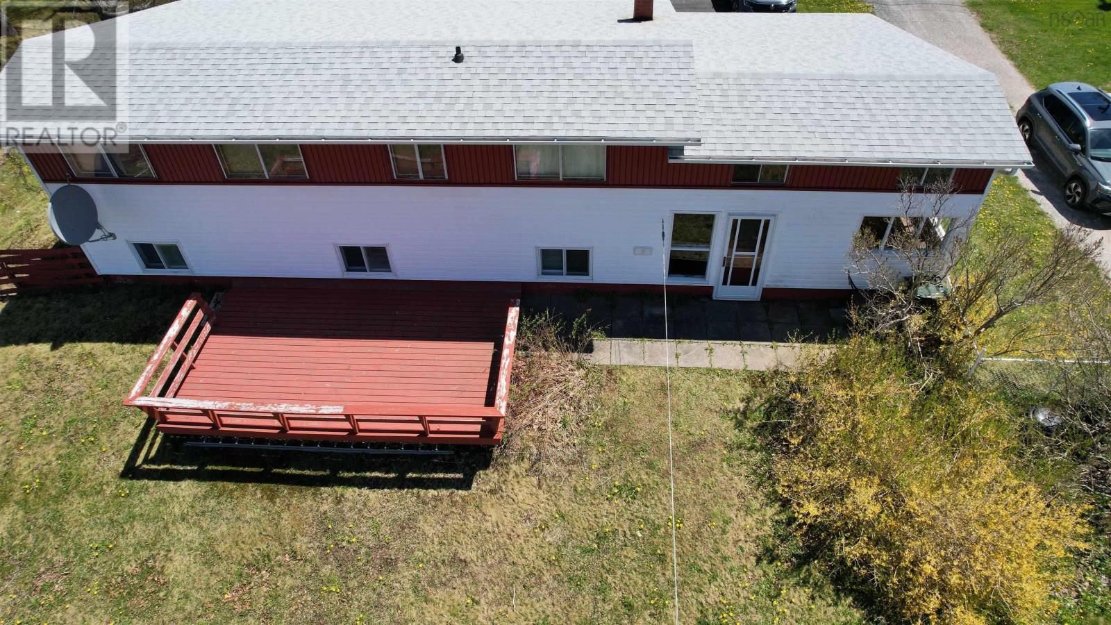 167 Blackett, Glace Bay, Nova Scotia  B1A 1E4 - Photo 36 - 202620235