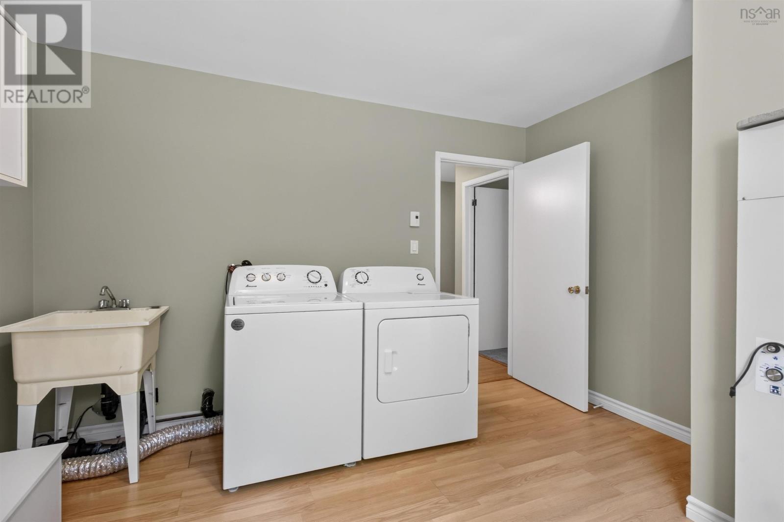 130 Cranberry Crescent, Dartmouth, Nova Scotia  B2W 5A8 - Photo 11 - 202620236