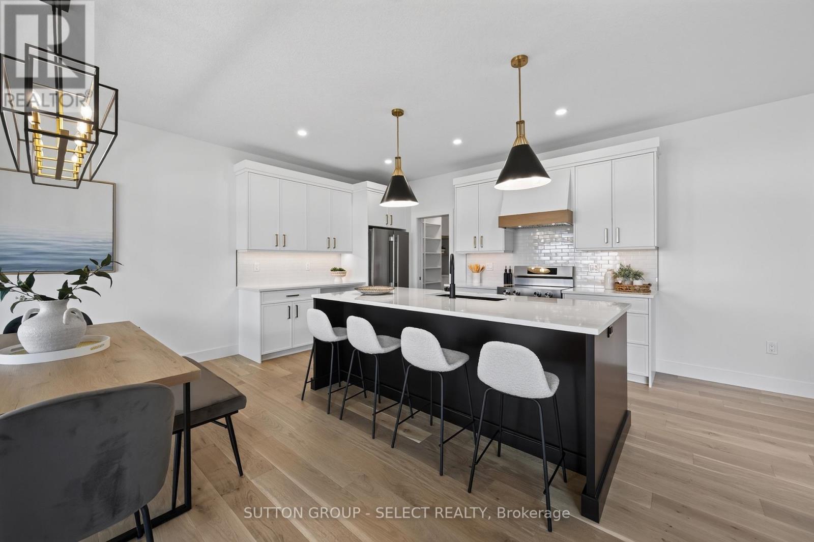 1898 Fountain Grass Drive, London South, Ontario  N6K 0M2 - Photo 10 - X12737996