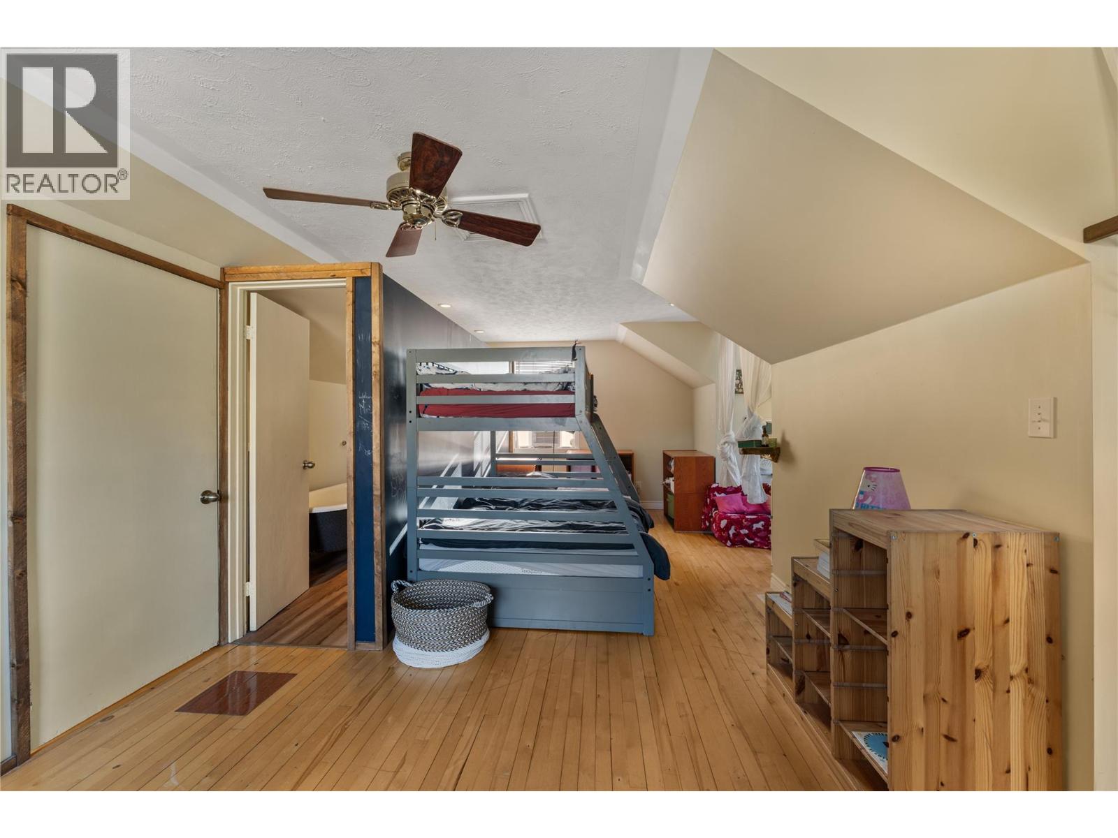 691-693 Okanagan Boulevard, Kelowna, British Columbia  V1Y 7L2 - Photo 20 - 10394557