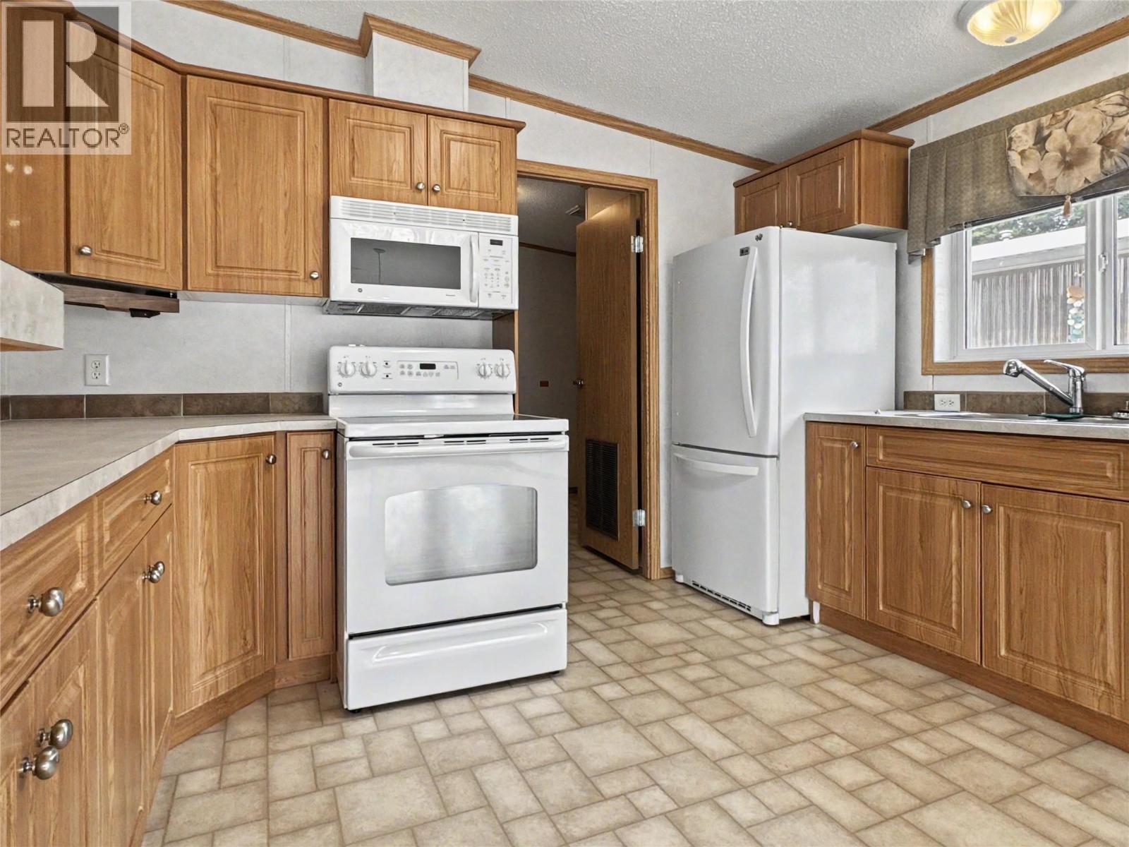 2321 Industrial Road Unit# 6, Cranbrook, British Columbia  V1C 6H3 - Photo 6 - 10397189
