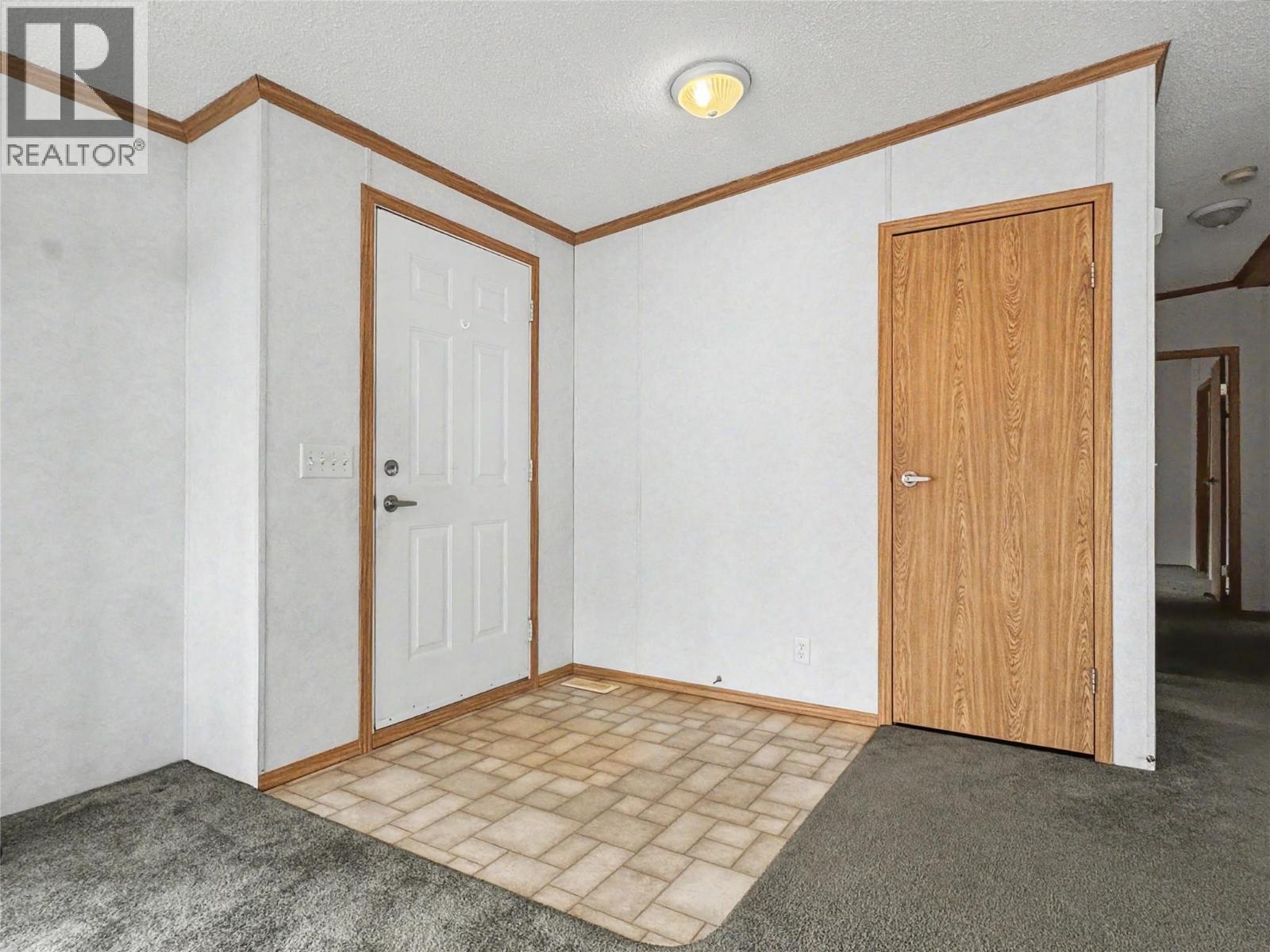2321 Industrial Road Unit# 6, Cranbrook, British Columbia  V1C 6H3 - Photo 32 - 10397189