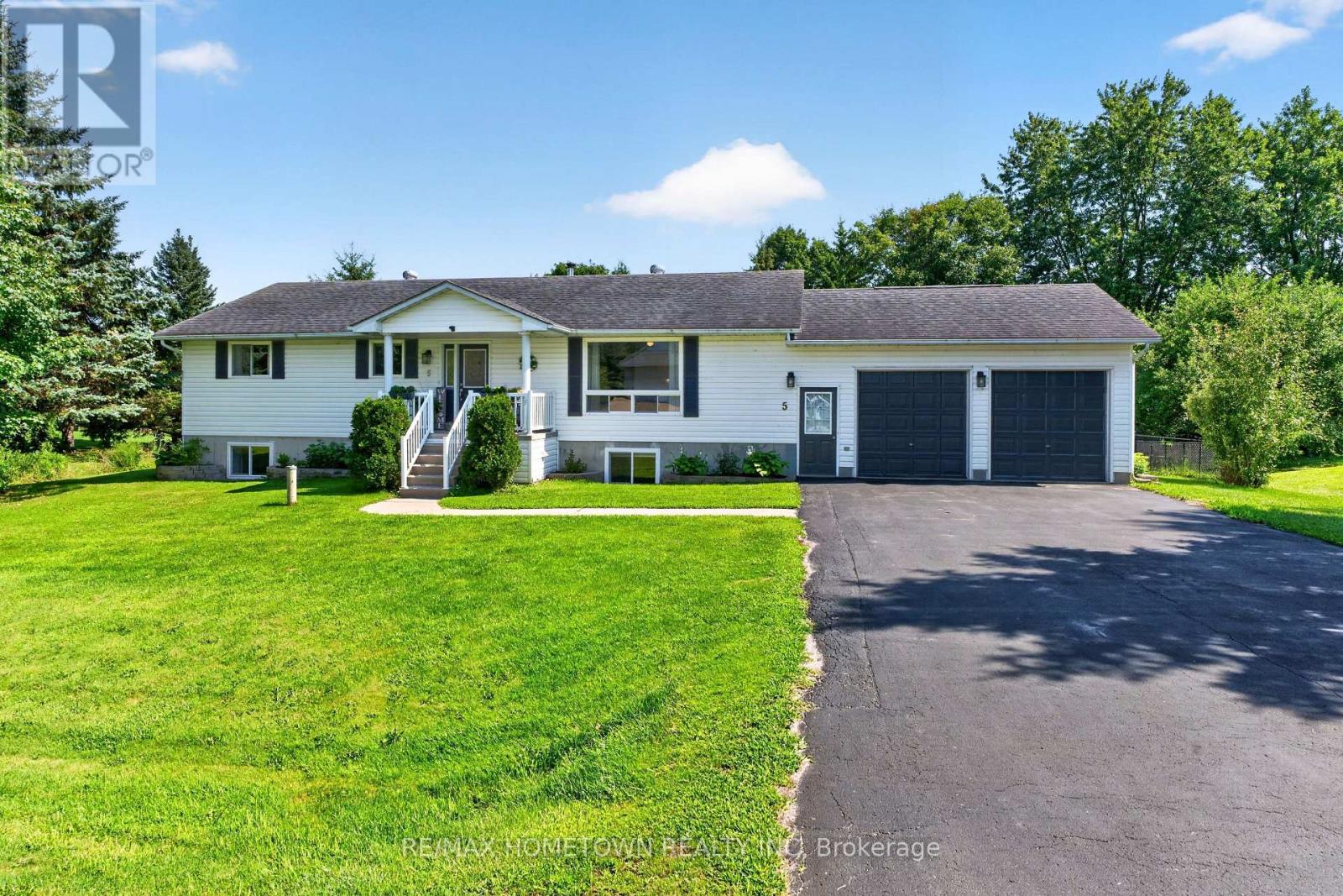 5 LAYNG DRIVE, Athens, Ontario
