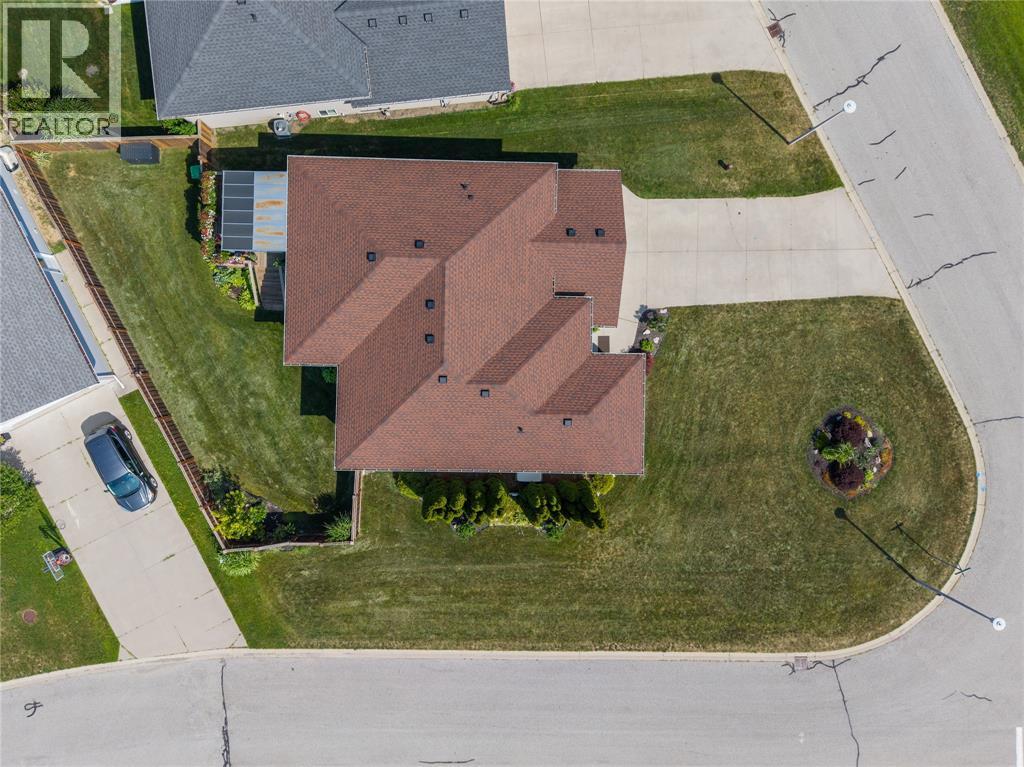 4026 Applewood Drive, Petrolia, Ontario  N0N 1R0 - Photo 49 - 26019221