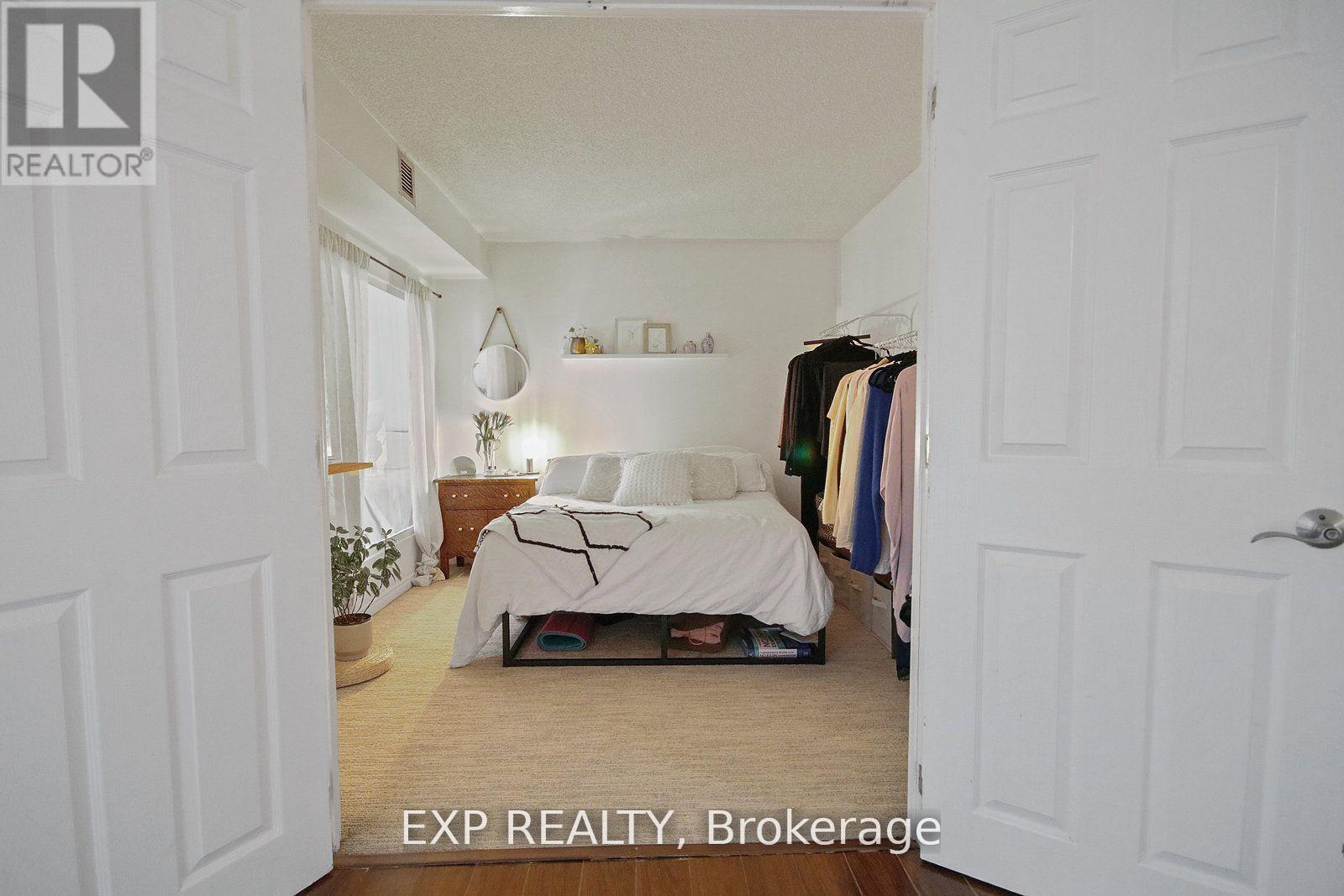 808 - 25 The Esplanade, Toronto, Ontario  M5E 1W5 - Photo 15 - C13661006