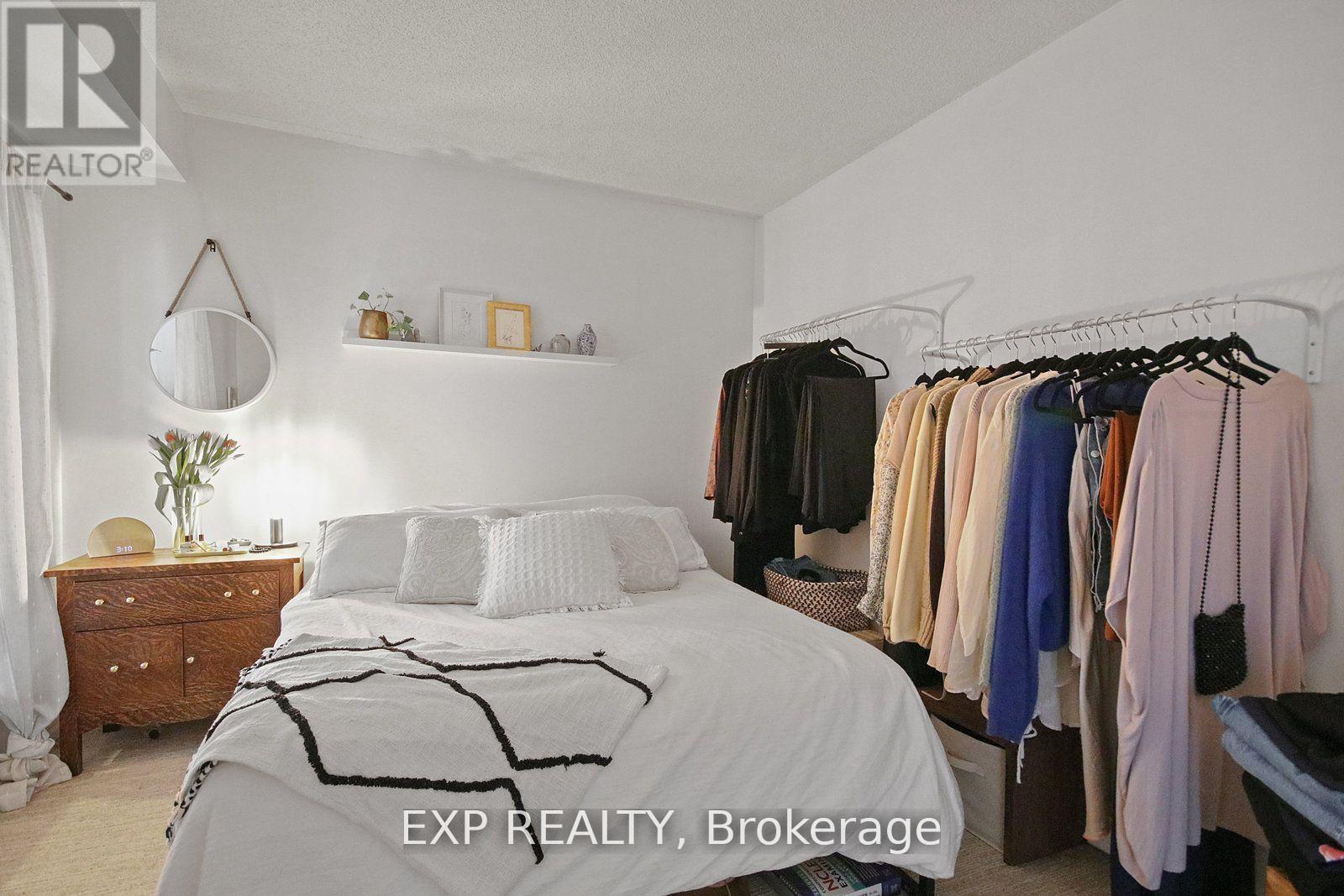 808 - 25 The Esplanade, Toronto, Ontario  M5E 1W5 - Photo 16 - C13661006