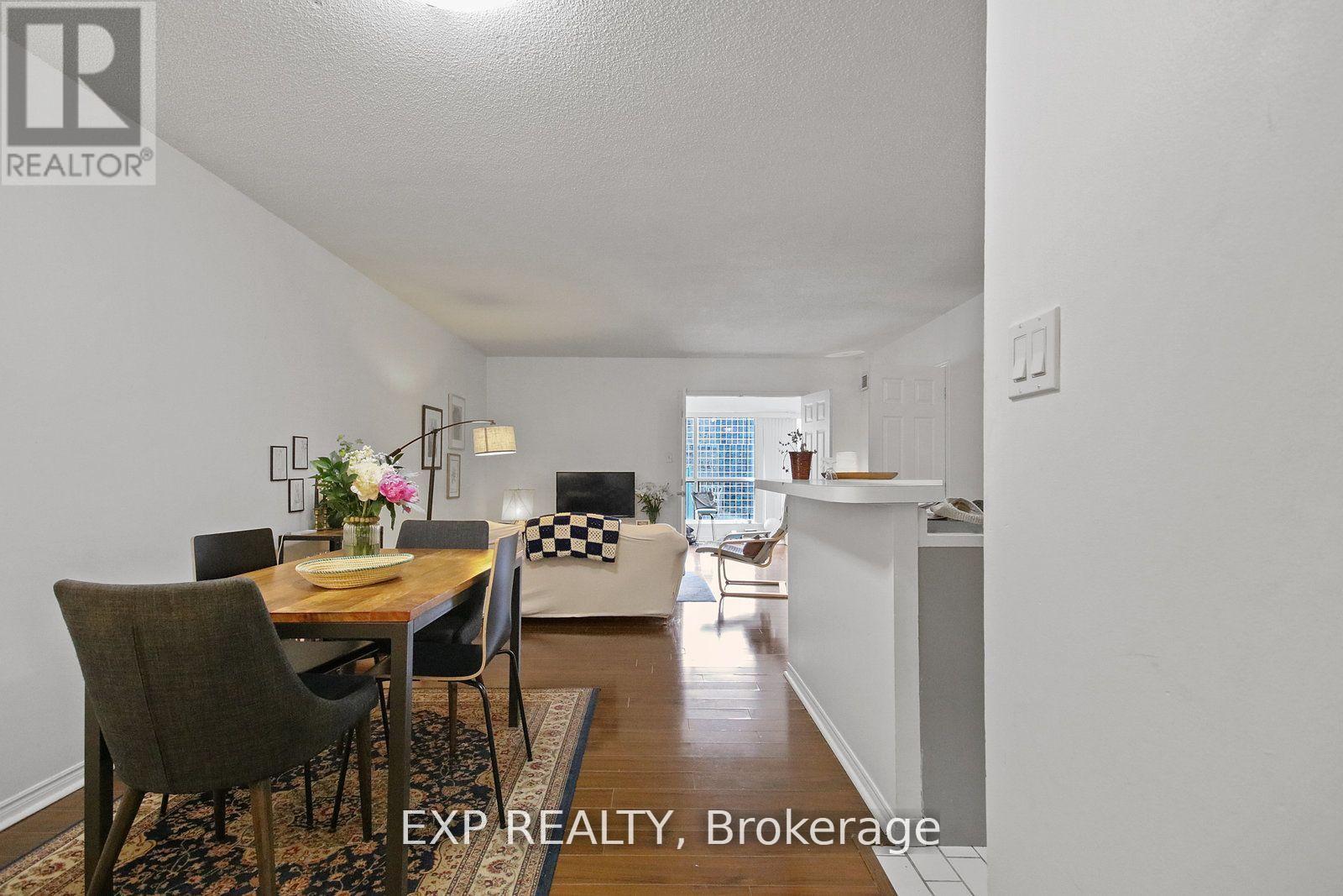 808 - 25 The Esplanade, Toronto, Ontario  M5E 1W5 - Photo 5 - C13661006