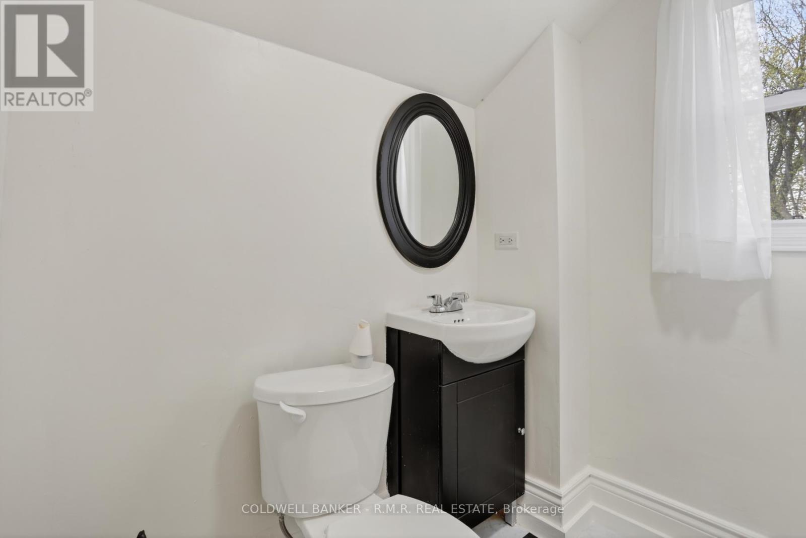 532 Front Street, Oshawa, Ontario  L1H 4V2 - Photo 23 - E13660990