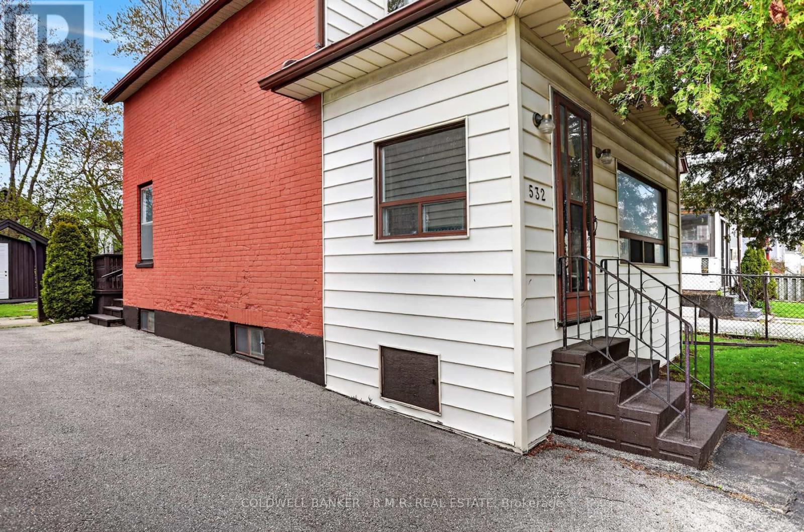 532 Front Street, Oshawa, Ontario  L1H 4V2 - Photo 3 - E13660990
