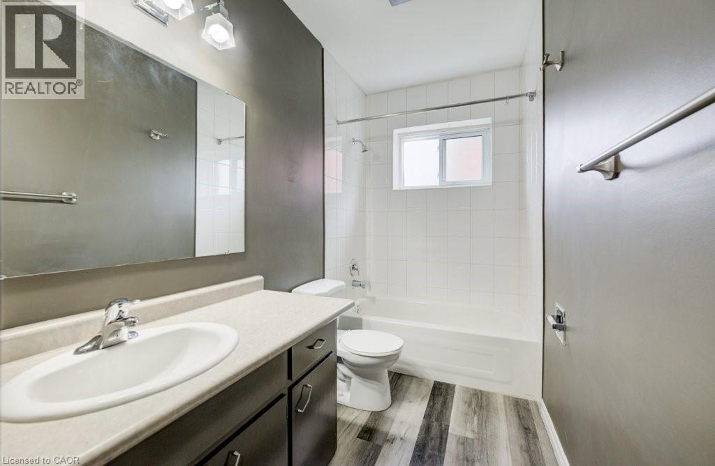 628 Victoria Street S Unit# 6, Kitchener, Ontario  N2M 3B1 - Photo 8 - 40830838