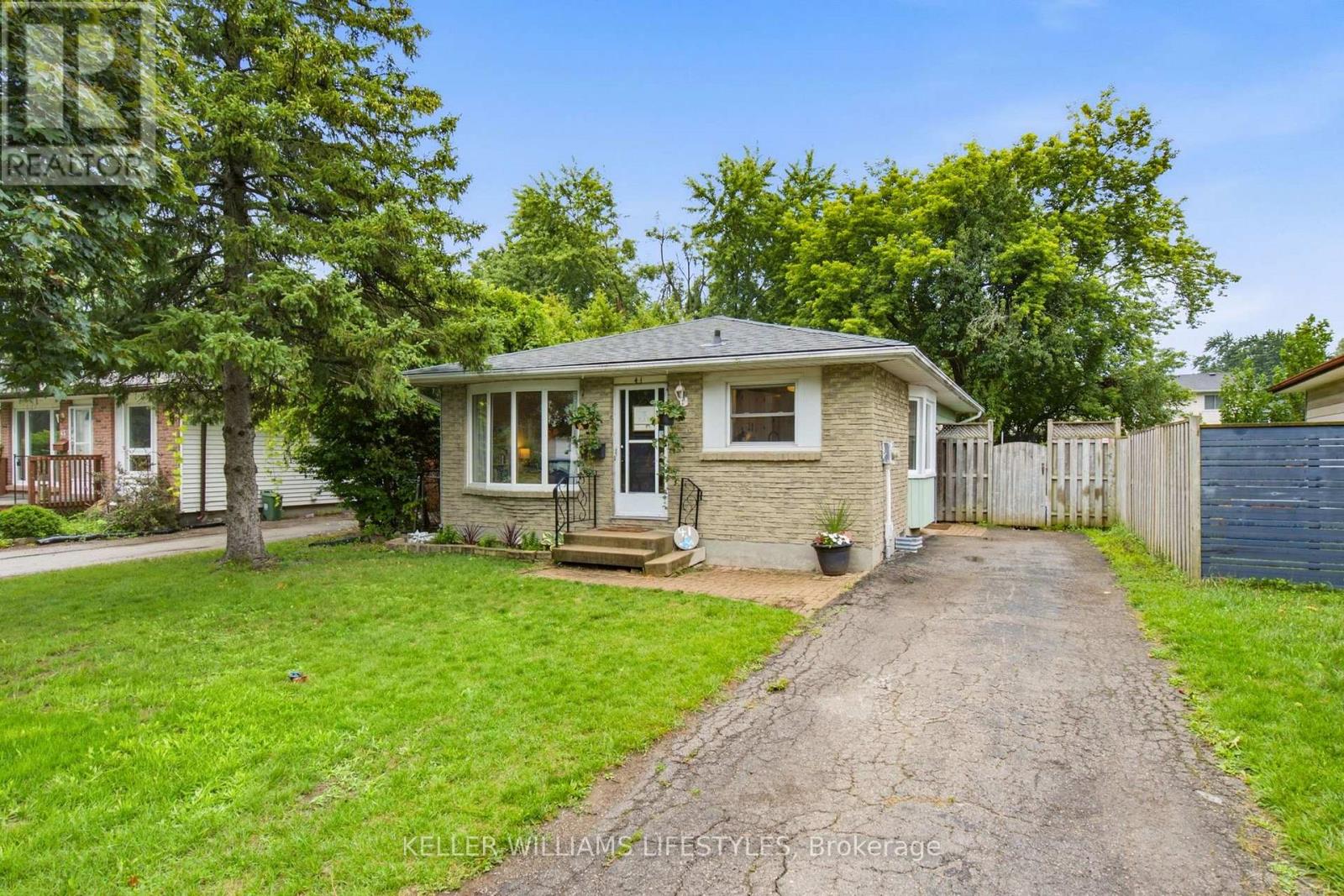 41 Scotchmere Crescent, London South, Ontario  N6E 1Z9 - Photo 2 - X13661034