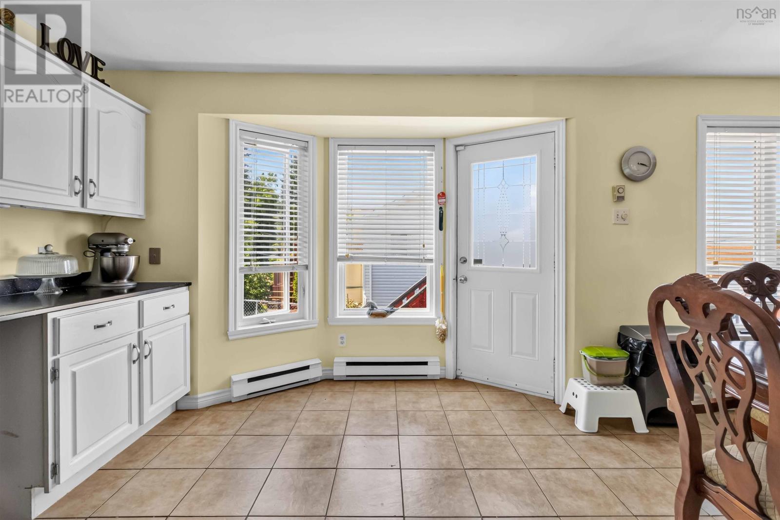 131 Pinewood Crescent, Cole Harbour, Nova Scotia  B2V 2P9 - Photo 10 - 202620238