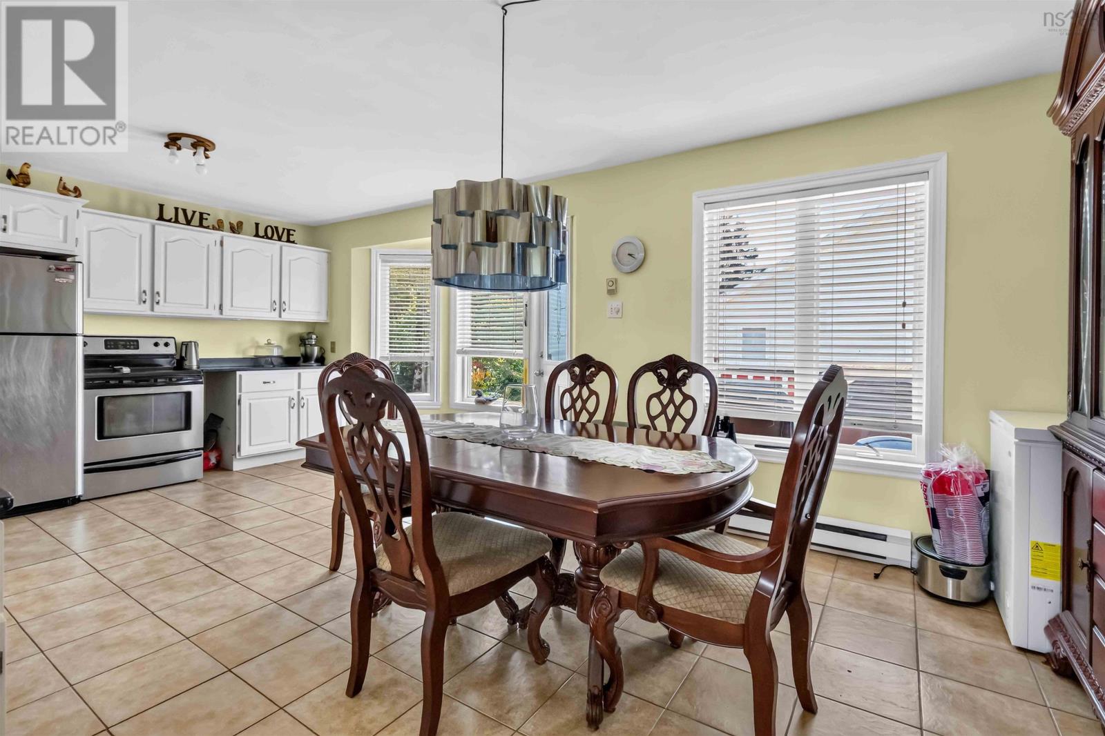131 Pinewood Crescent, Cole Harbour, Nova Scotia  B2V 2P9 - Photo 12 - 202620238