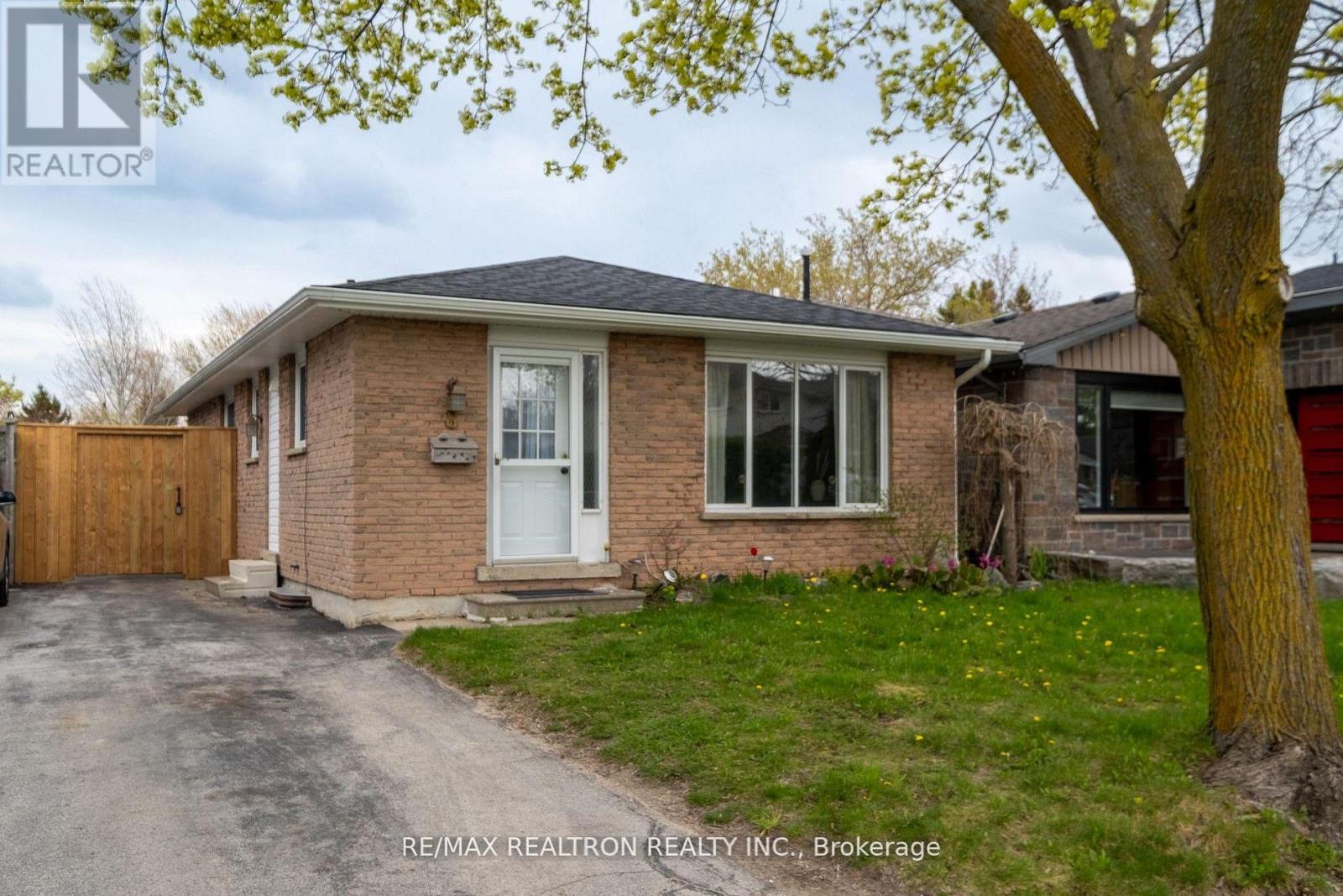 8 Courtice Crescent, Collingwood, Ontario  L9Y 4G1 - Photo 1 - S13661030