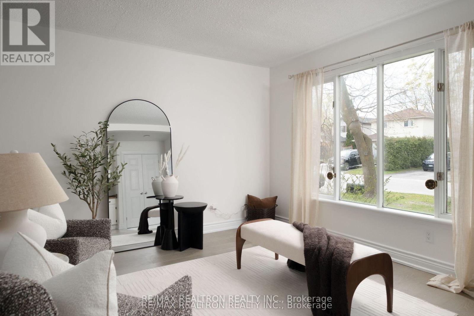 8 Courtice Crescent, Collingwood, Ontario  L9Y 4G1 - Photo 2 - S13661030
