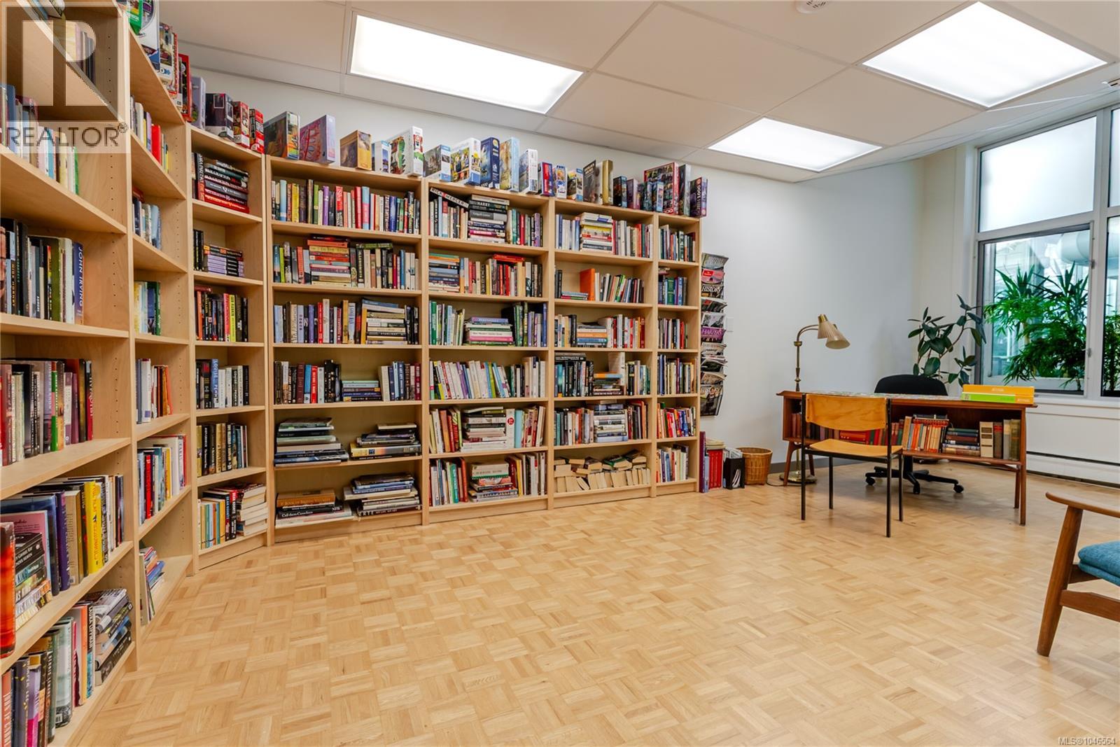 101 250 Douglas St, Victoria, British Columbia  V8V 2P4 - Photo 28 - 1046564