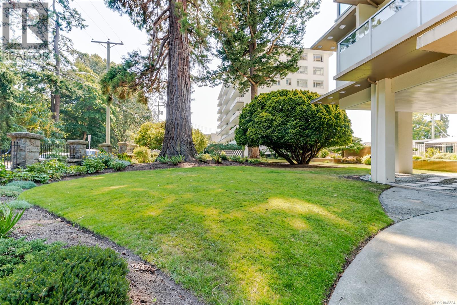 101 250 Douglas St, Victoria, British Columbia  V8V 2P4 - Photo 35 - 1046564