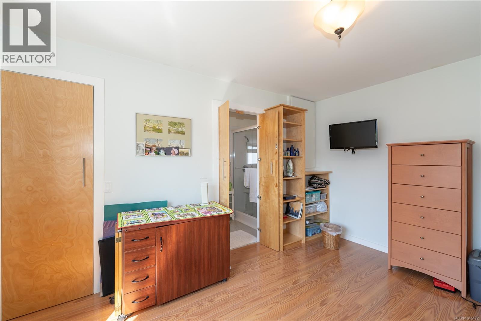 9392 Brookwood Dr, Sidney, British Columbia  V8L 4H3 - Photo 17 - 1046472