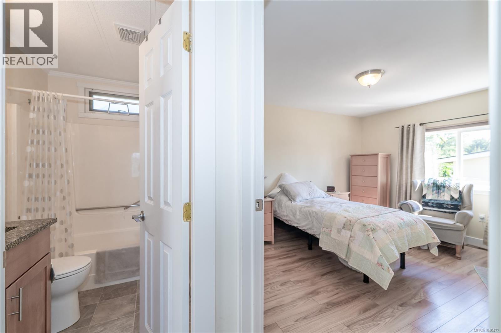 9392 Brookwood Dr, Sidney, British Columbia  V8L 4H3 - Photo 22 - 1046472