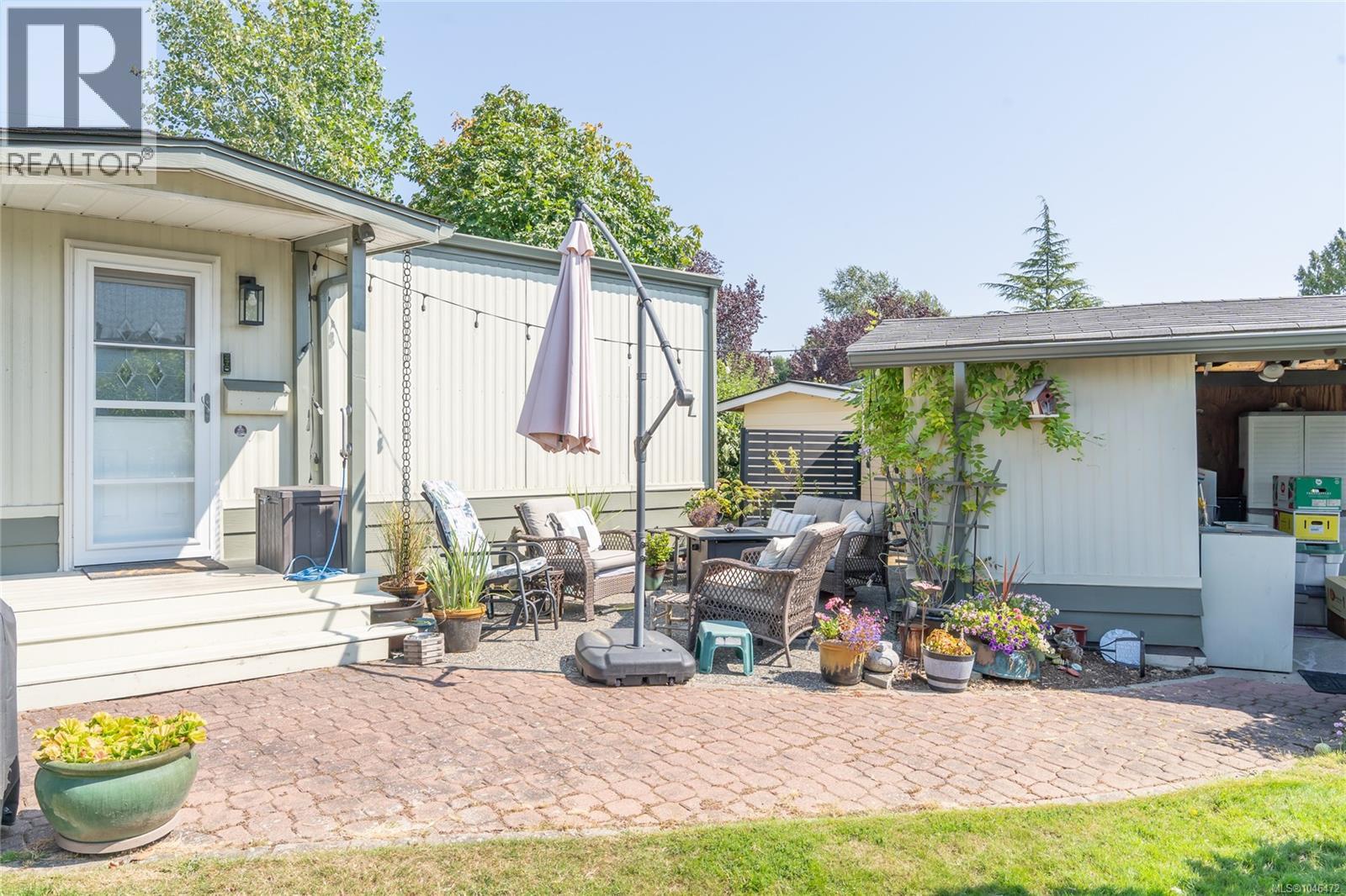 9392 Brookwood Dr, Sidney, British Columbia  V8L 4H3 - Photo 37 - 1046472