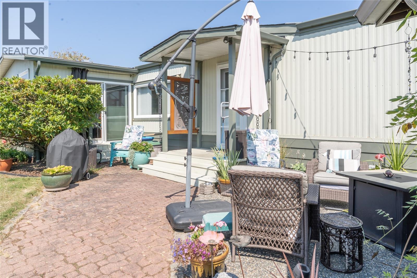 9392 Brookwood Dr, Sidney, British Columbia  V8L 4H3 - Photo 39 - 1046472