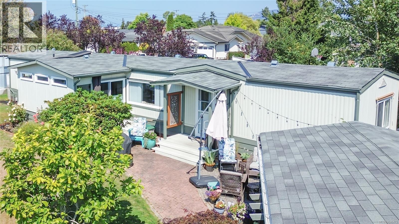 9392 Brookwood Dr, Sidney, British Columbia  V8L 4H3 - Photo 43 - 1046472