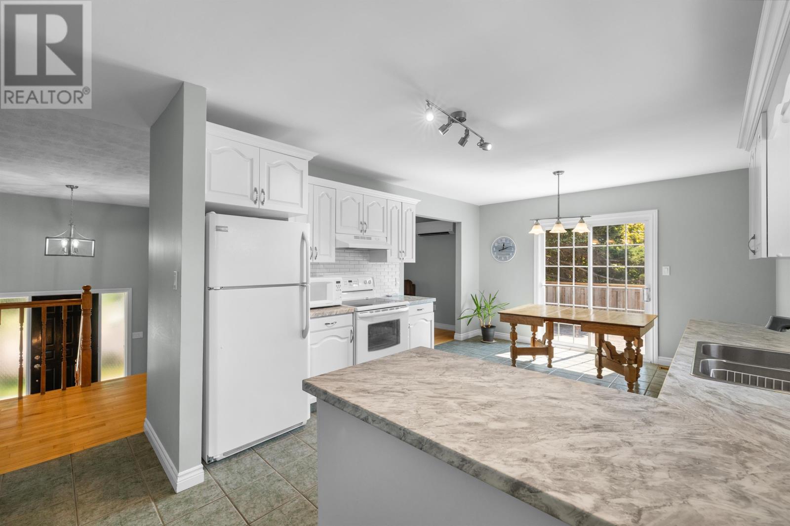 46 Westcomb Crescent, Charlottetown, Prince Edward Island  C1C 1B3 - Photo 5 - 202620239